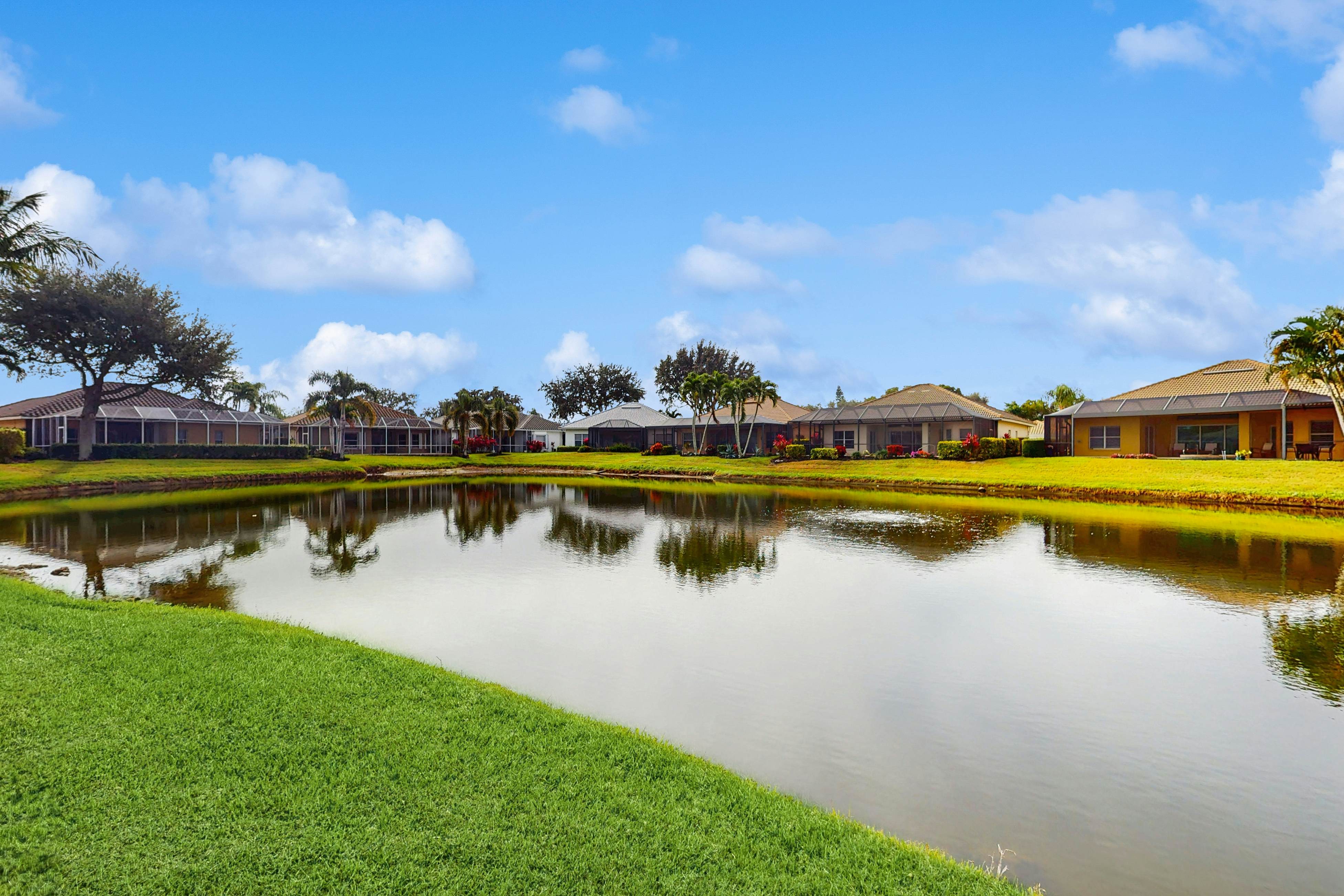 Falcons Glen at Lely Resort