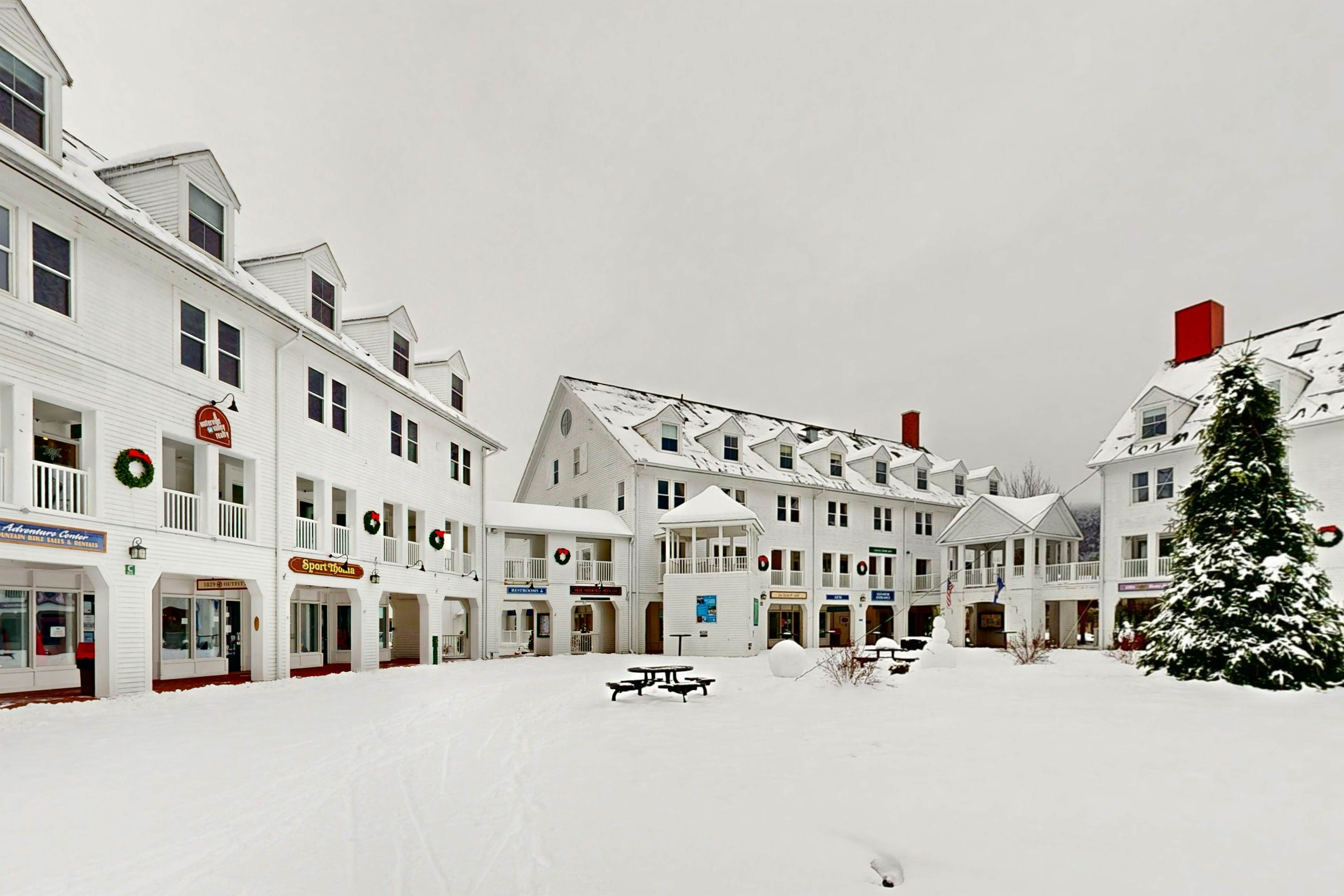 Waterville Vacation Condo
