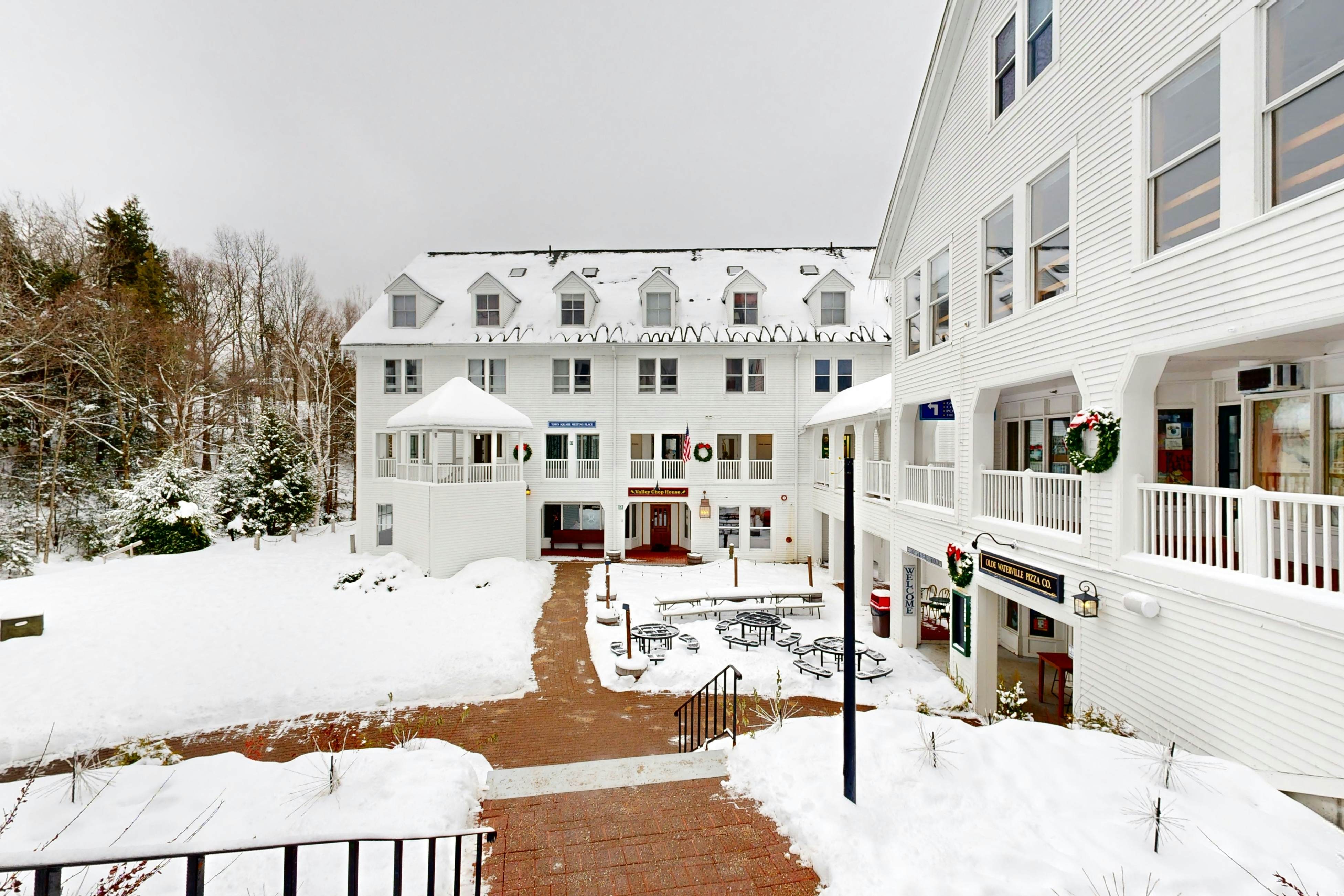 Waterville Vacation Condo