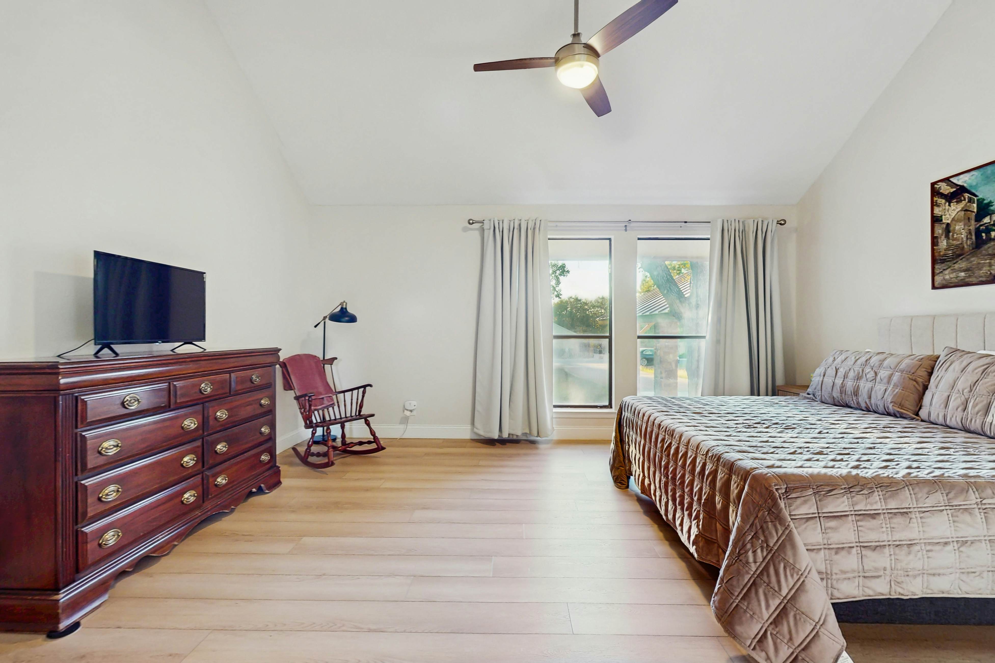 Horseshoe Bay Getaway