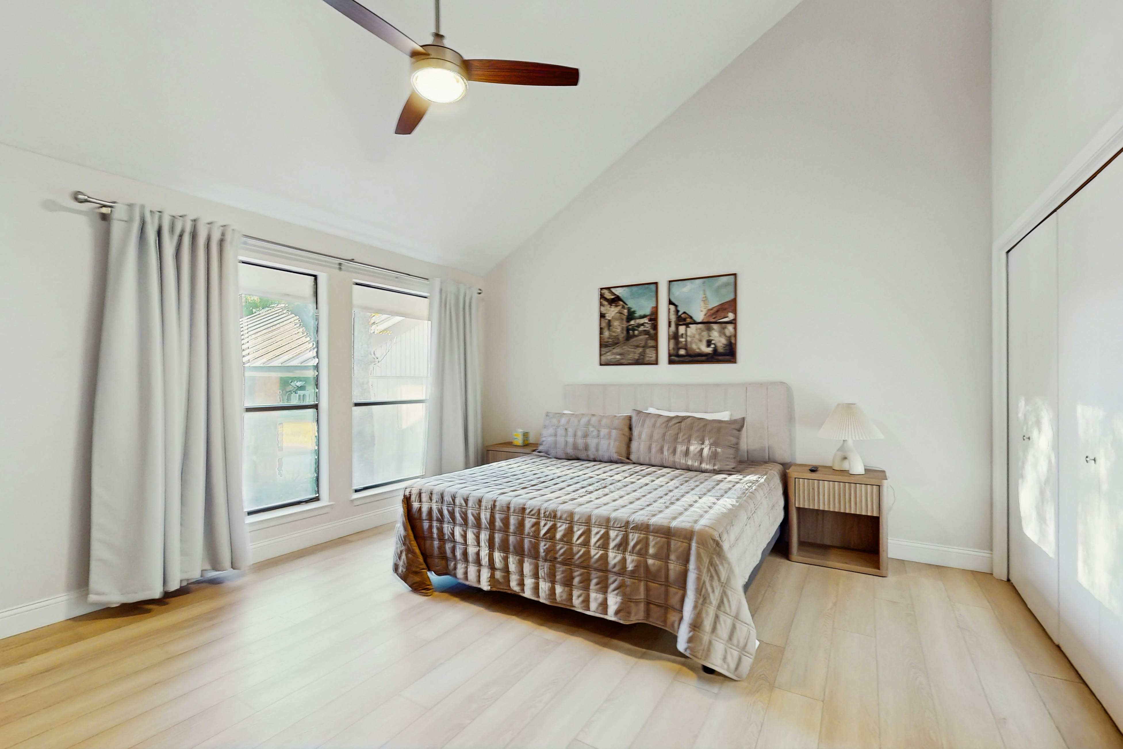 Horseshoe Bay Getaway