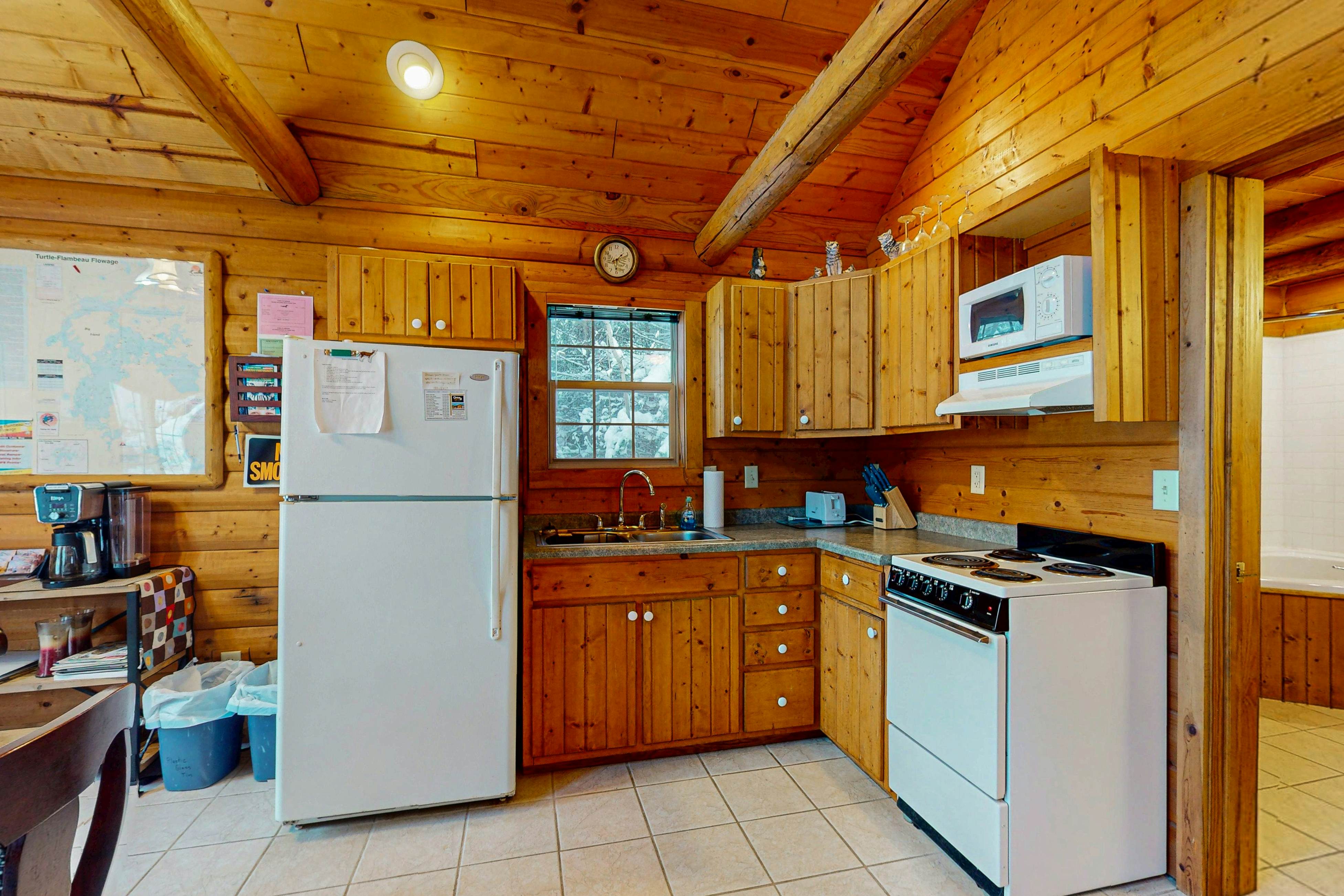 Balsam Ridge Cabin 2- Wolf