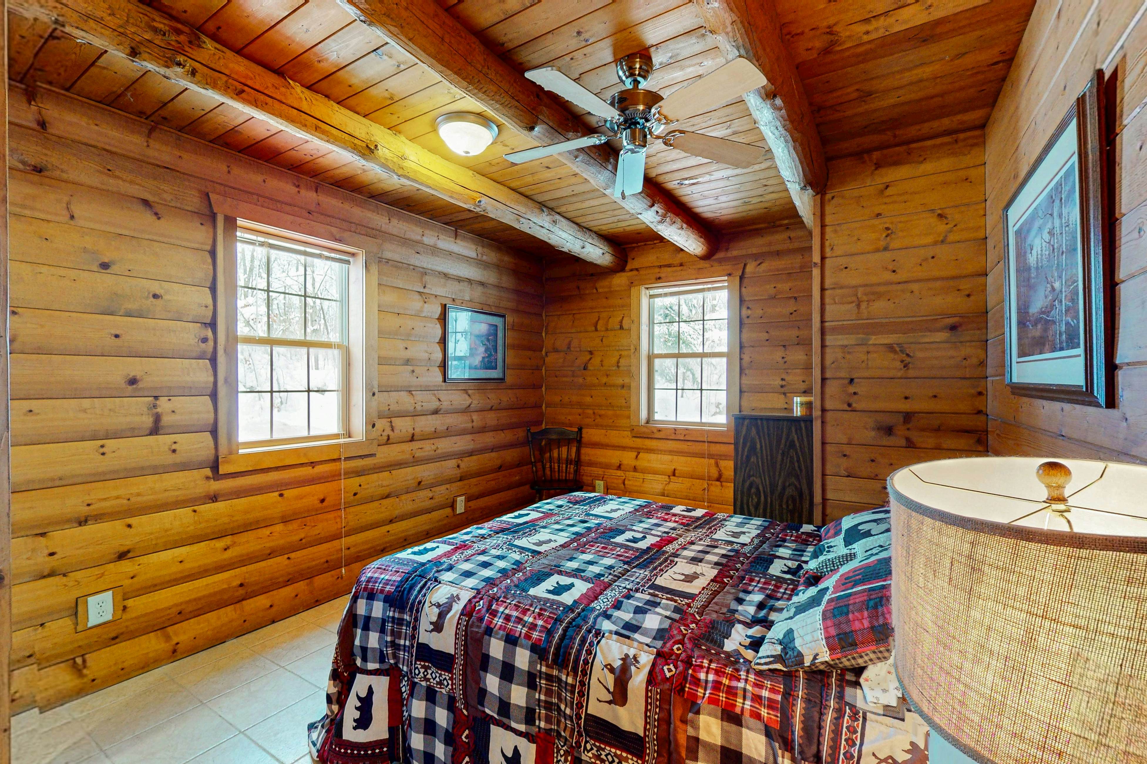 Balsam Ridge Cabin 2- Wolf