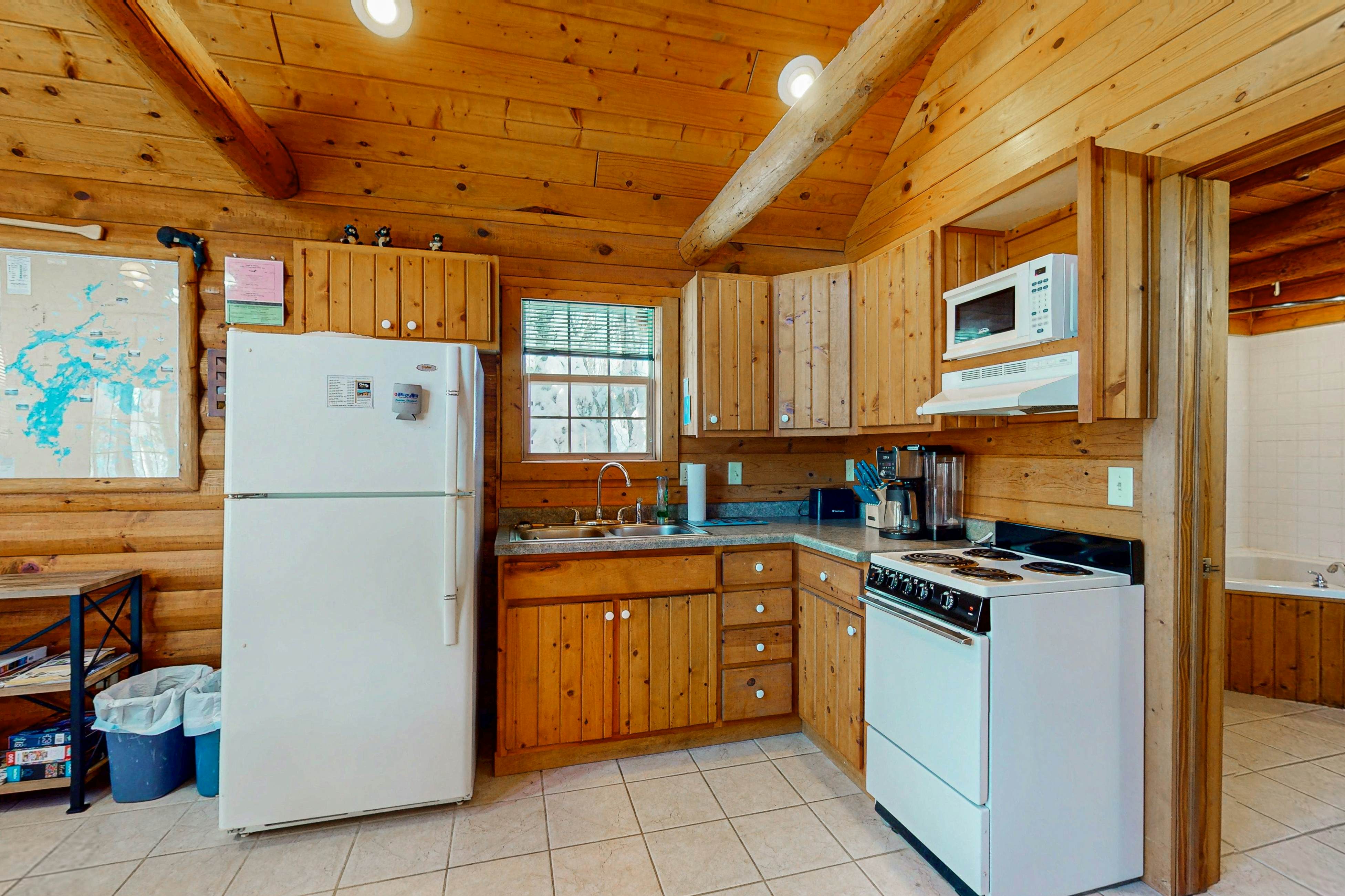 Balsam Ridge Cabin 1- Bear