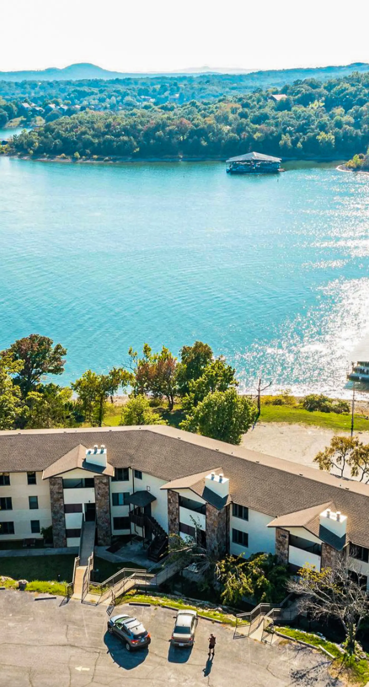 Lakeside Serenity at Kimberling Crossing