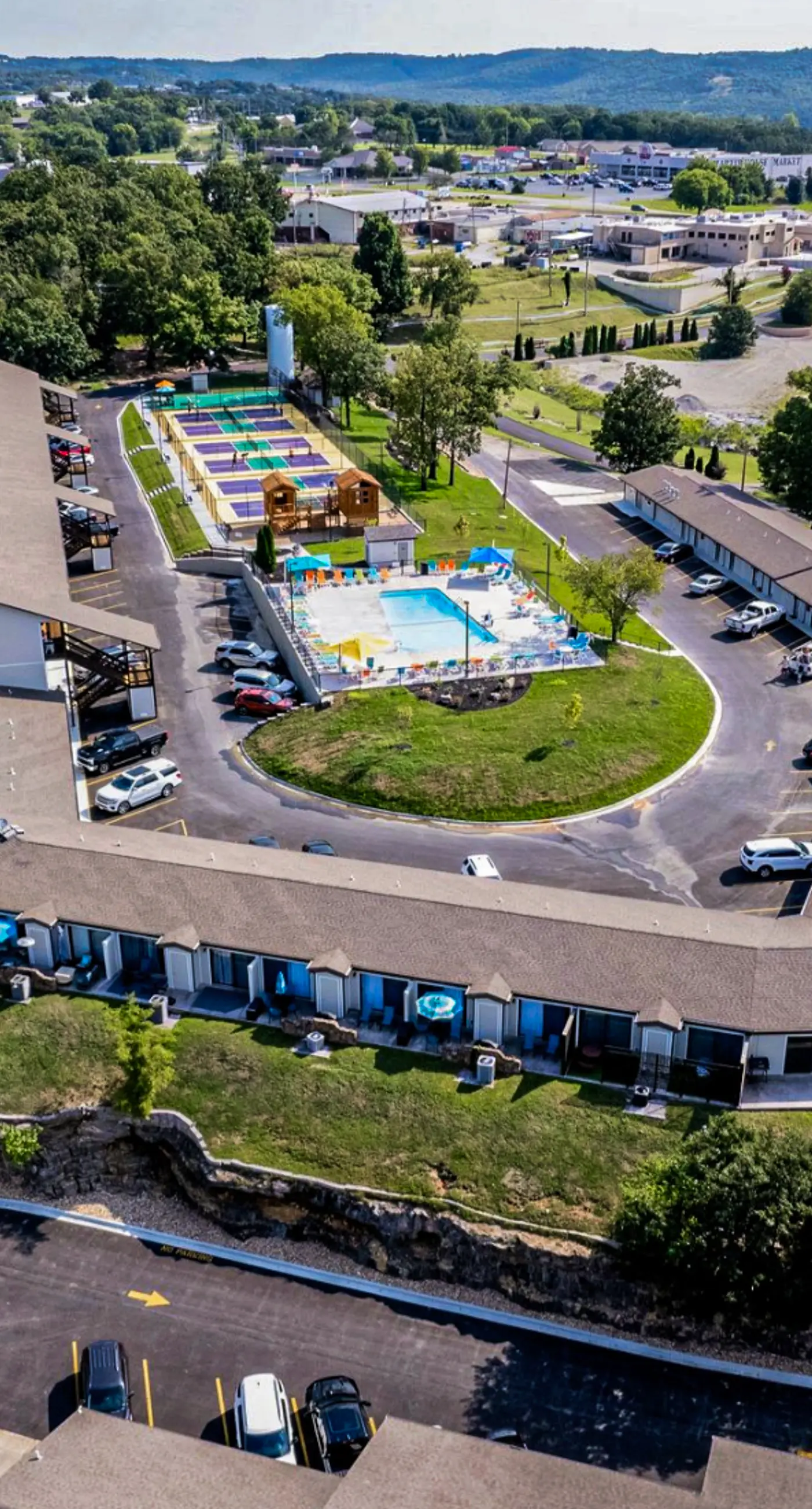 Lakeside Serenity at Kimberling Crossing