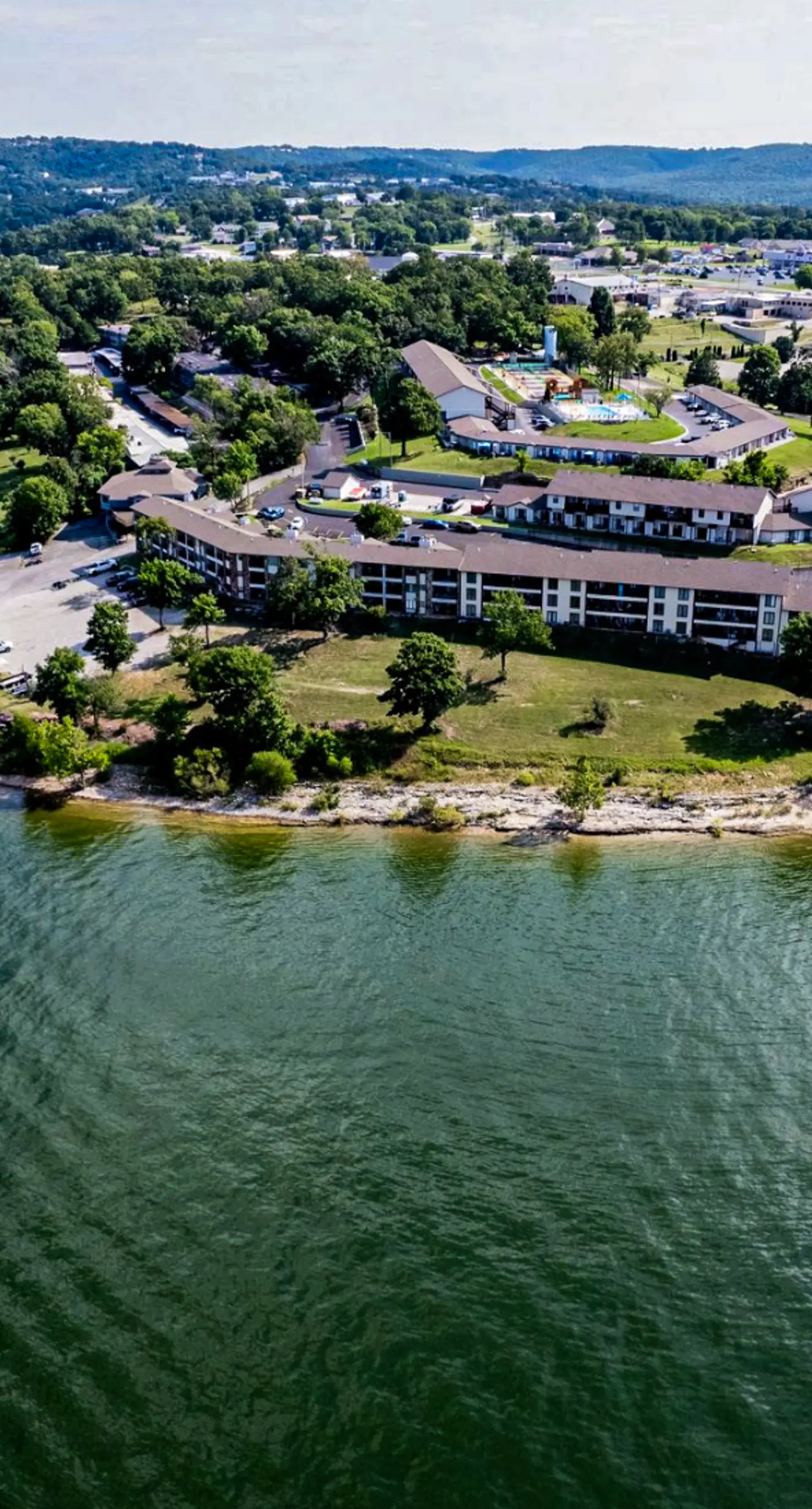 Lakeside Serenity at Kimberling Crossing