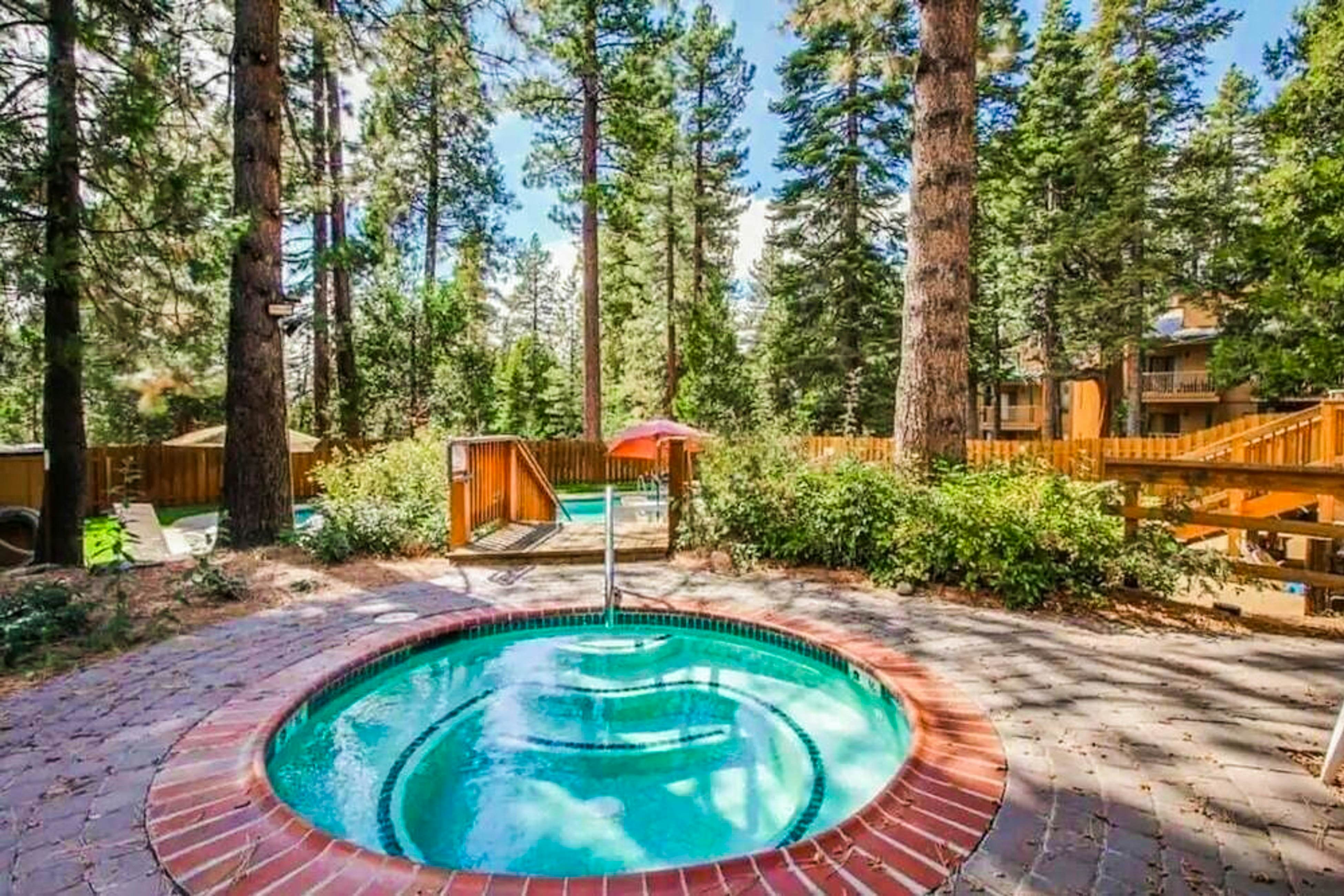 Cozy Kings Run Condo