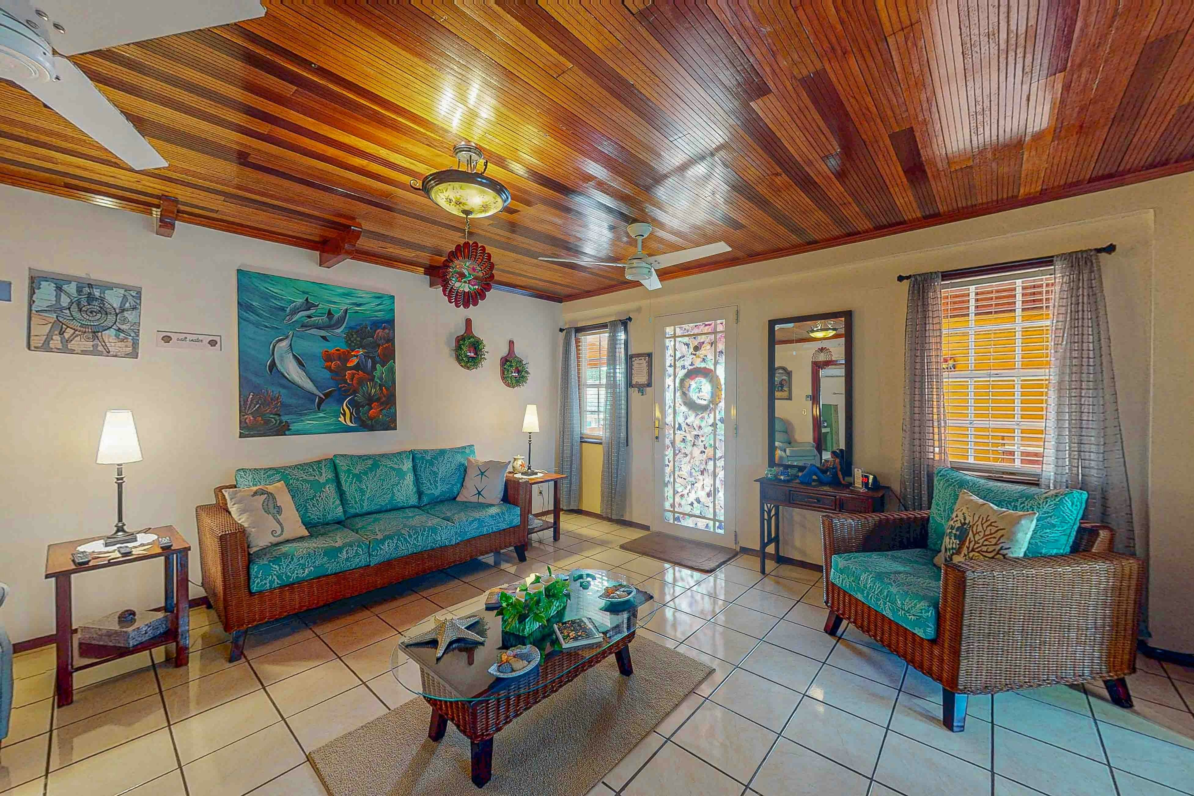 The Admiral’s Suite at Hummingbird Home Suites