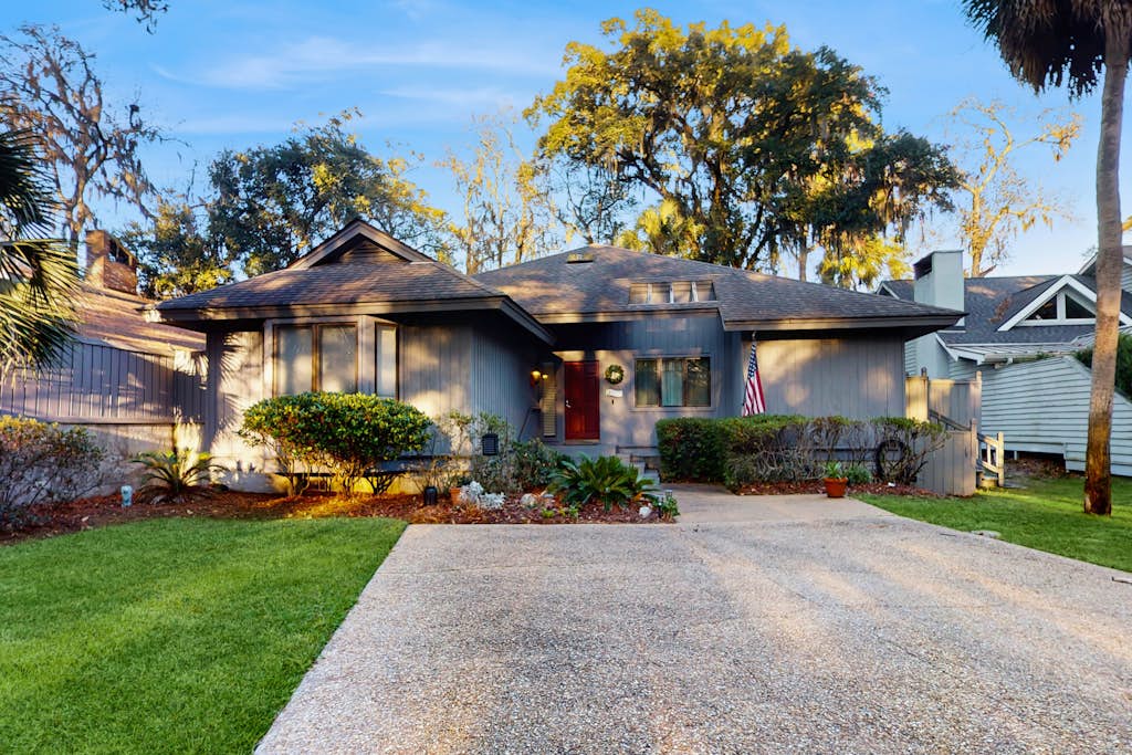 All-Suite Shipyard Plantation Home with Decks, Fairway Views & Gas Grill — Hilton Head, SC — vacation rental