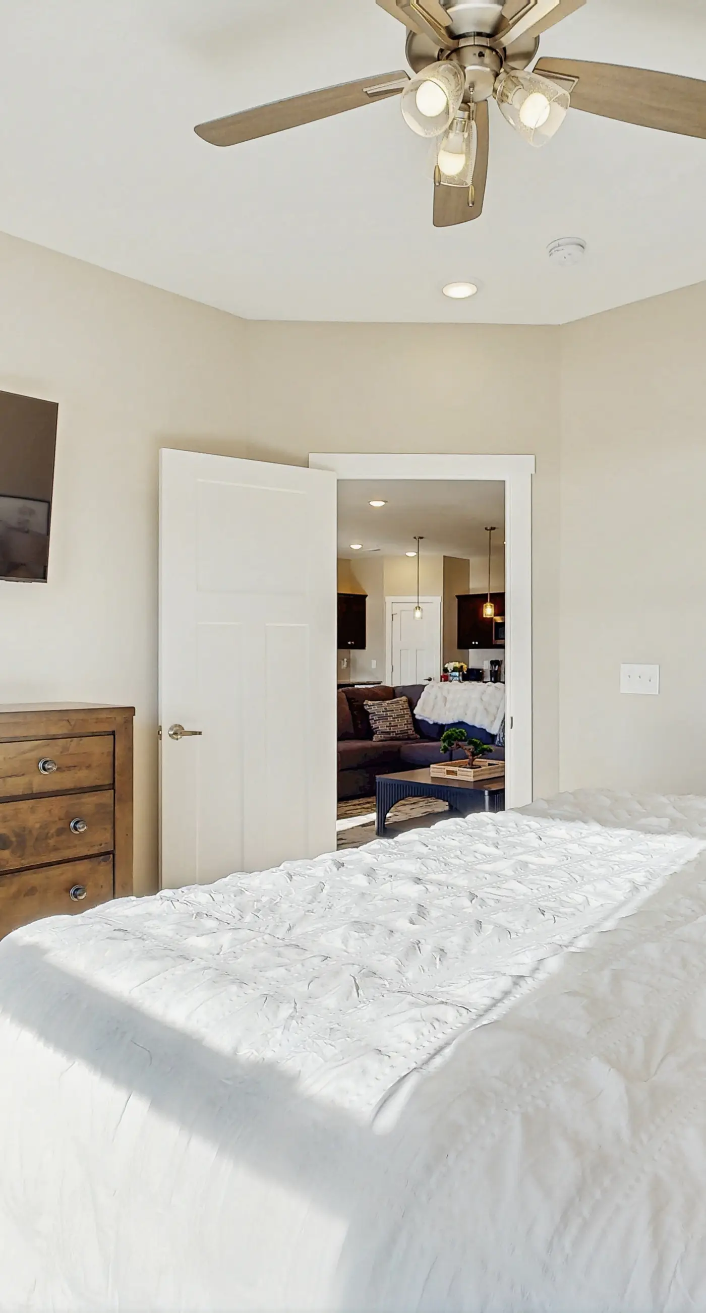 Lakeside Serenity at Kimberling Crossing