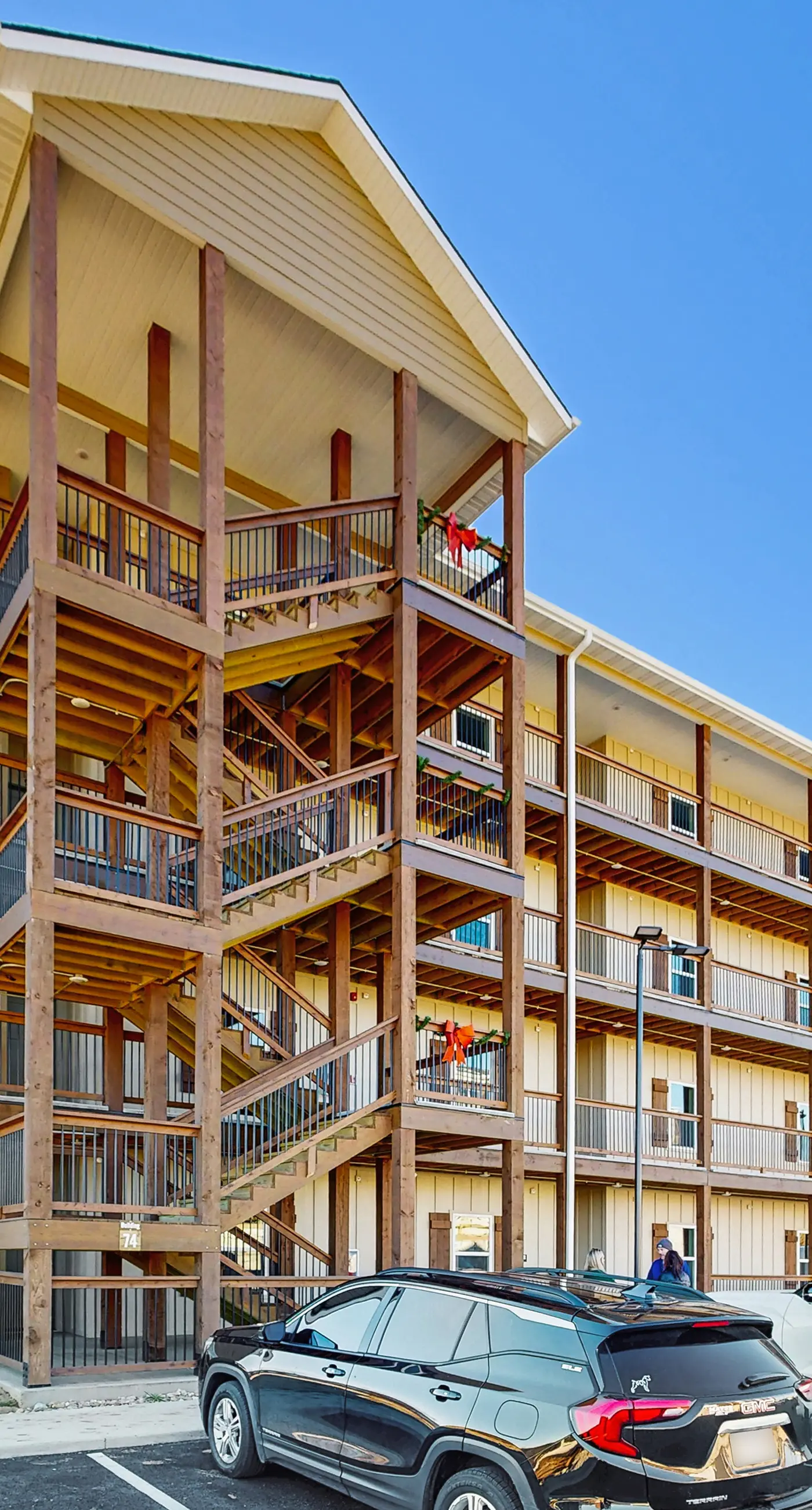 Lakeside Serenity at Kimberling Crossing