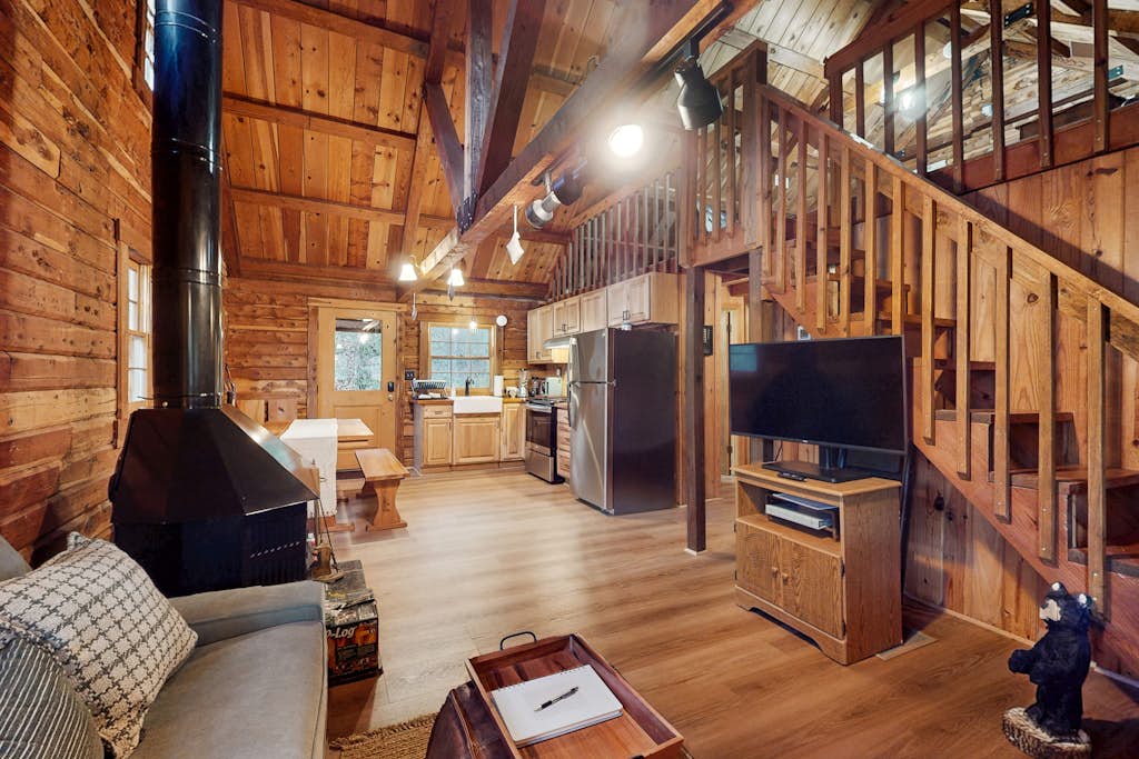 Creekside Cedar Cabin | 2 Bed Cleveland, GA Cabin | Vacasa