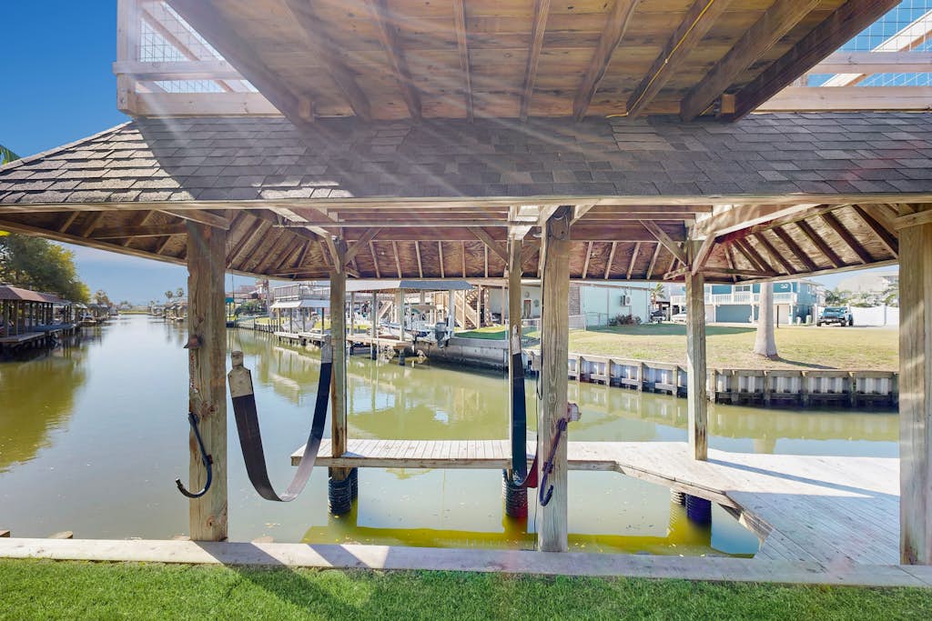 Waterfront Hideaway