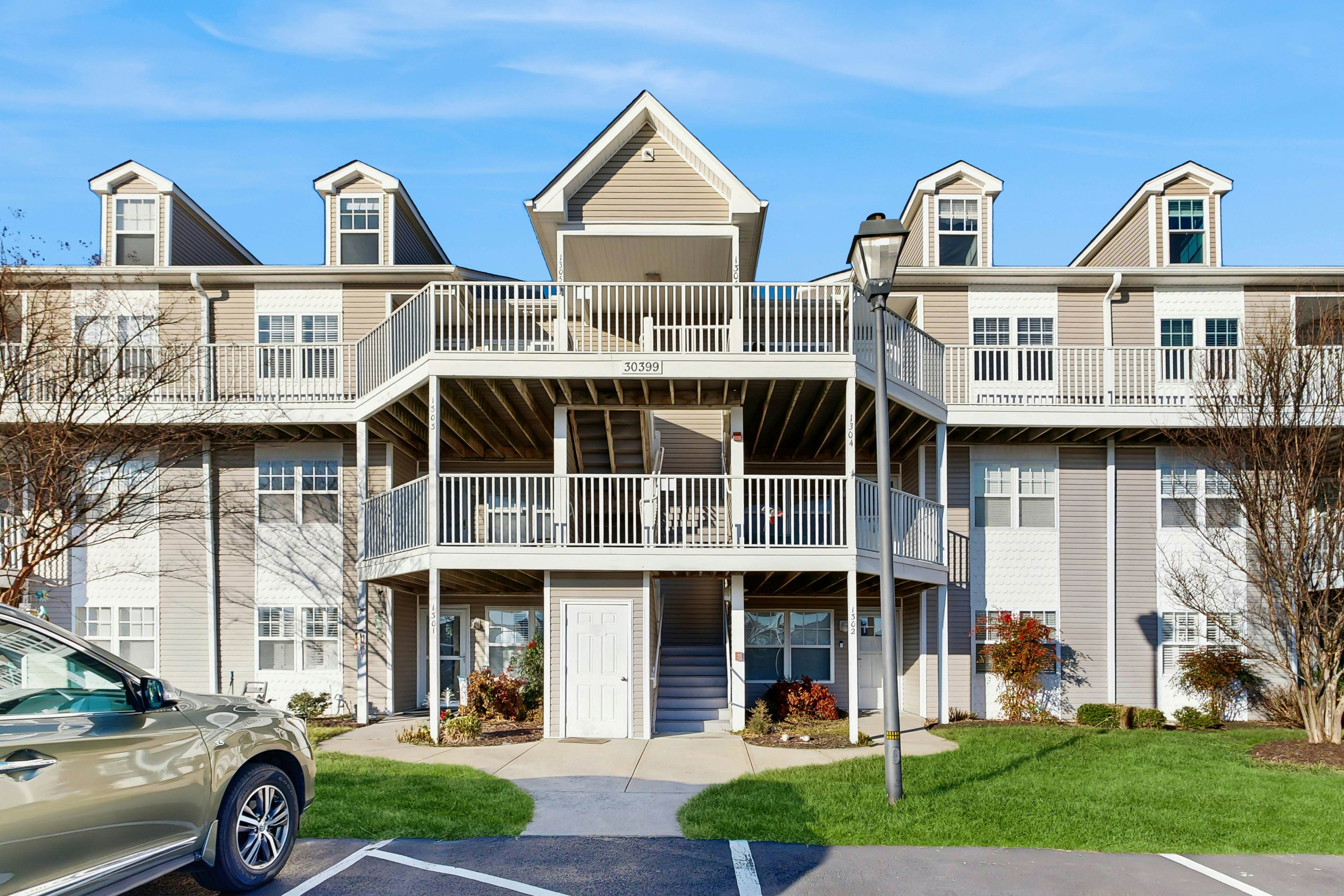 Bethany Bay - 30399 Pavilion Dr #1306