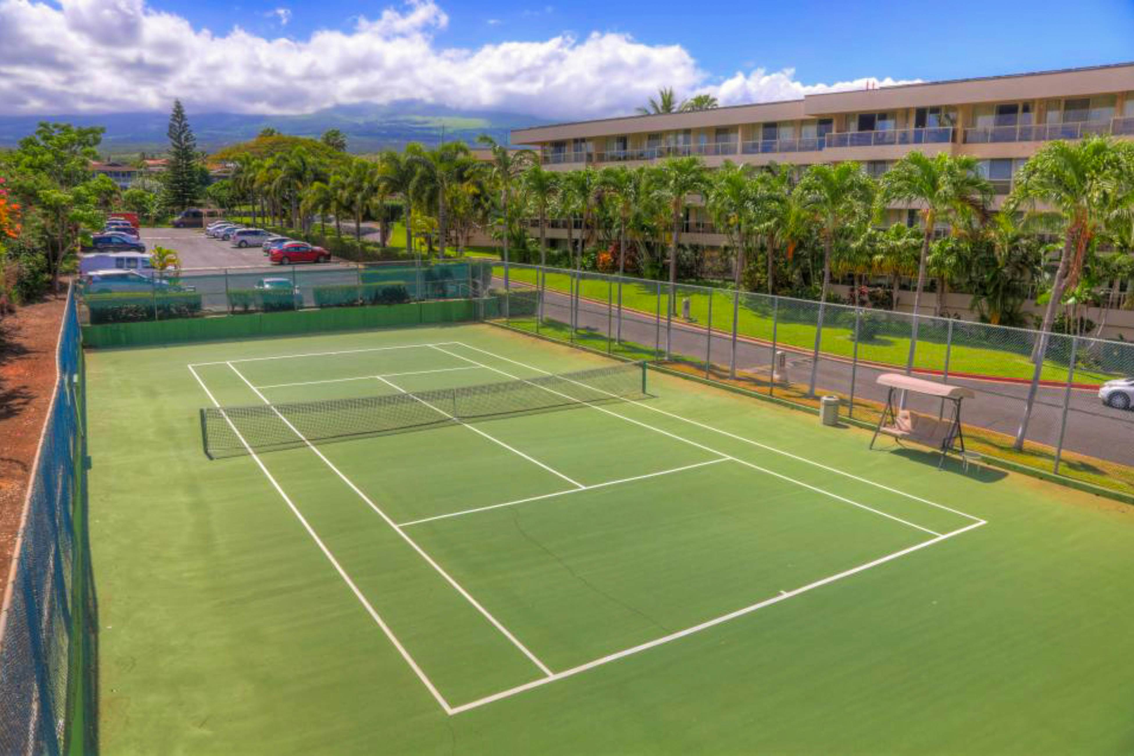 Maui Banyan Q203B [Condo]