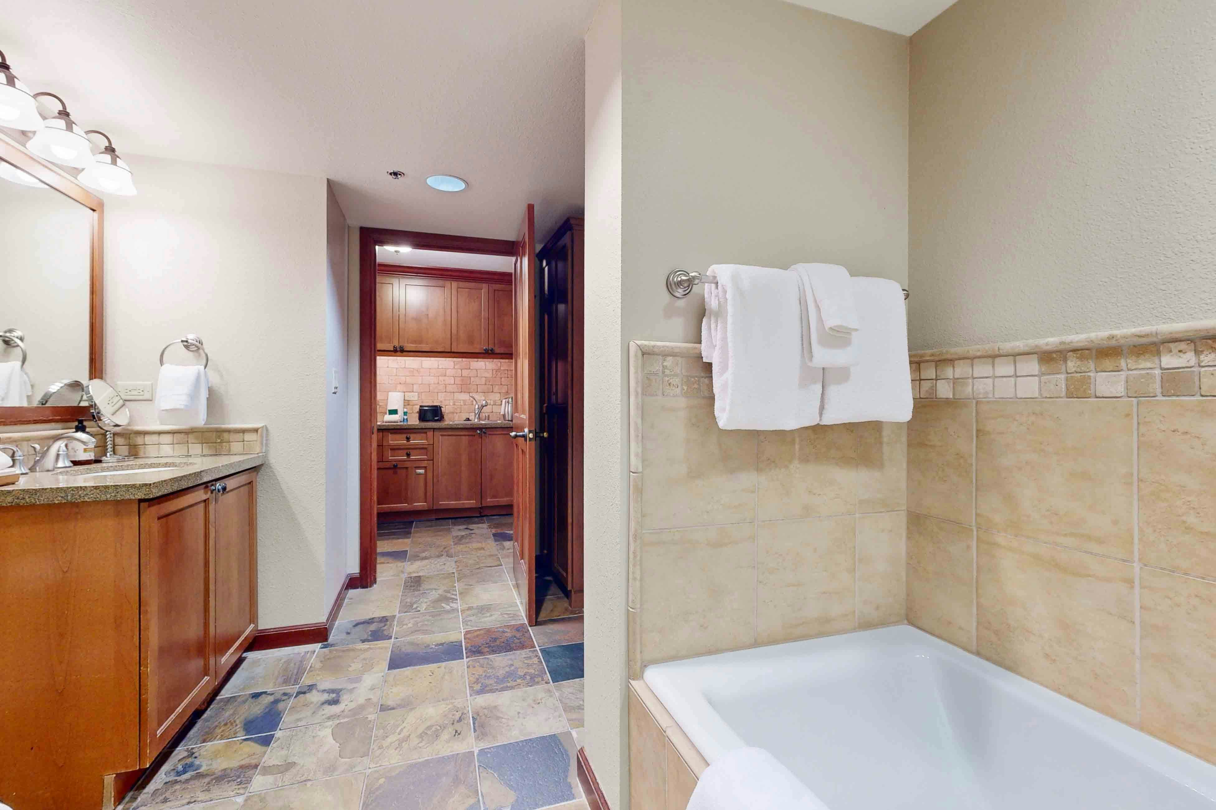 Everline Resort & Spa 534 & 536