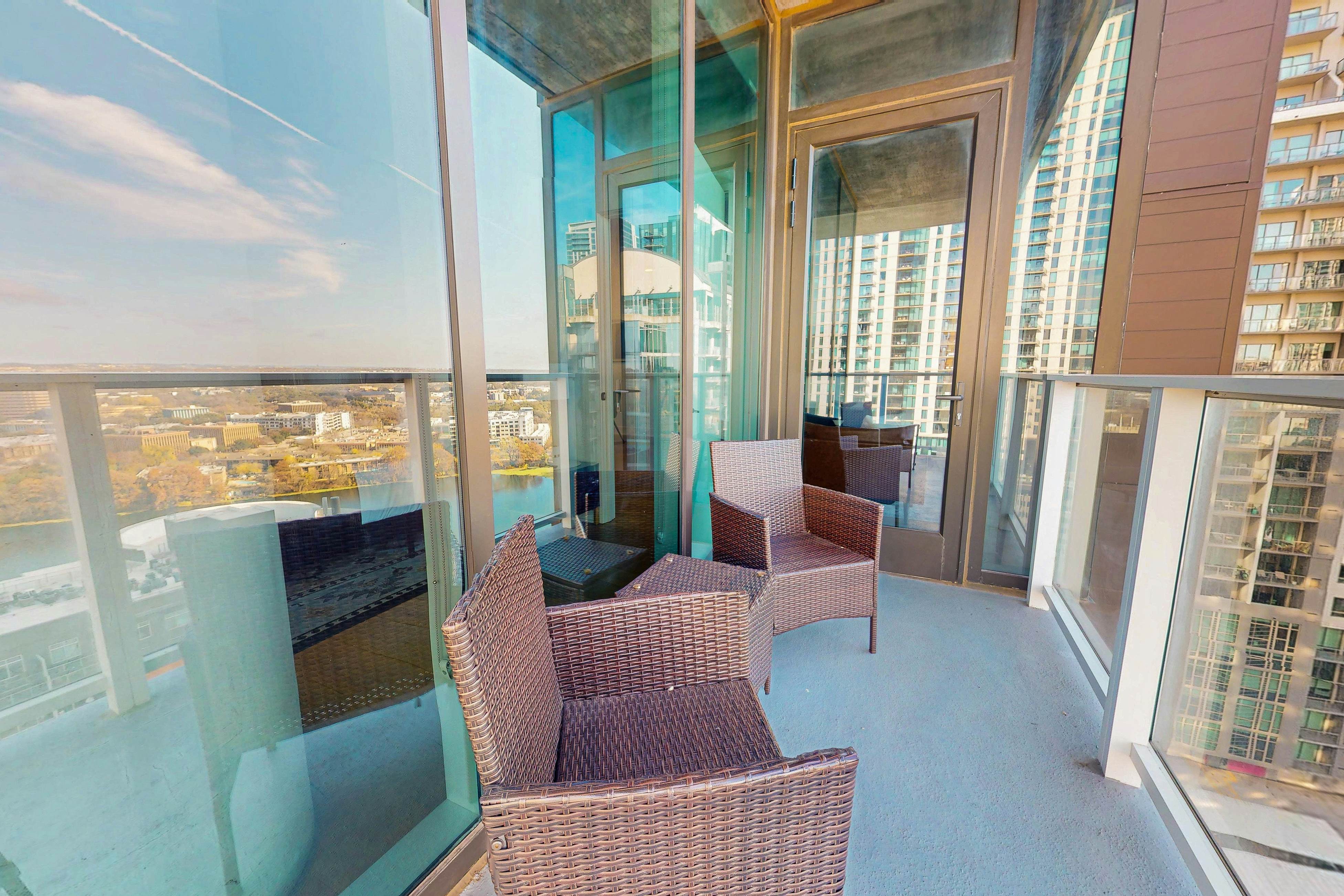 Natiivo Austin Sunlight