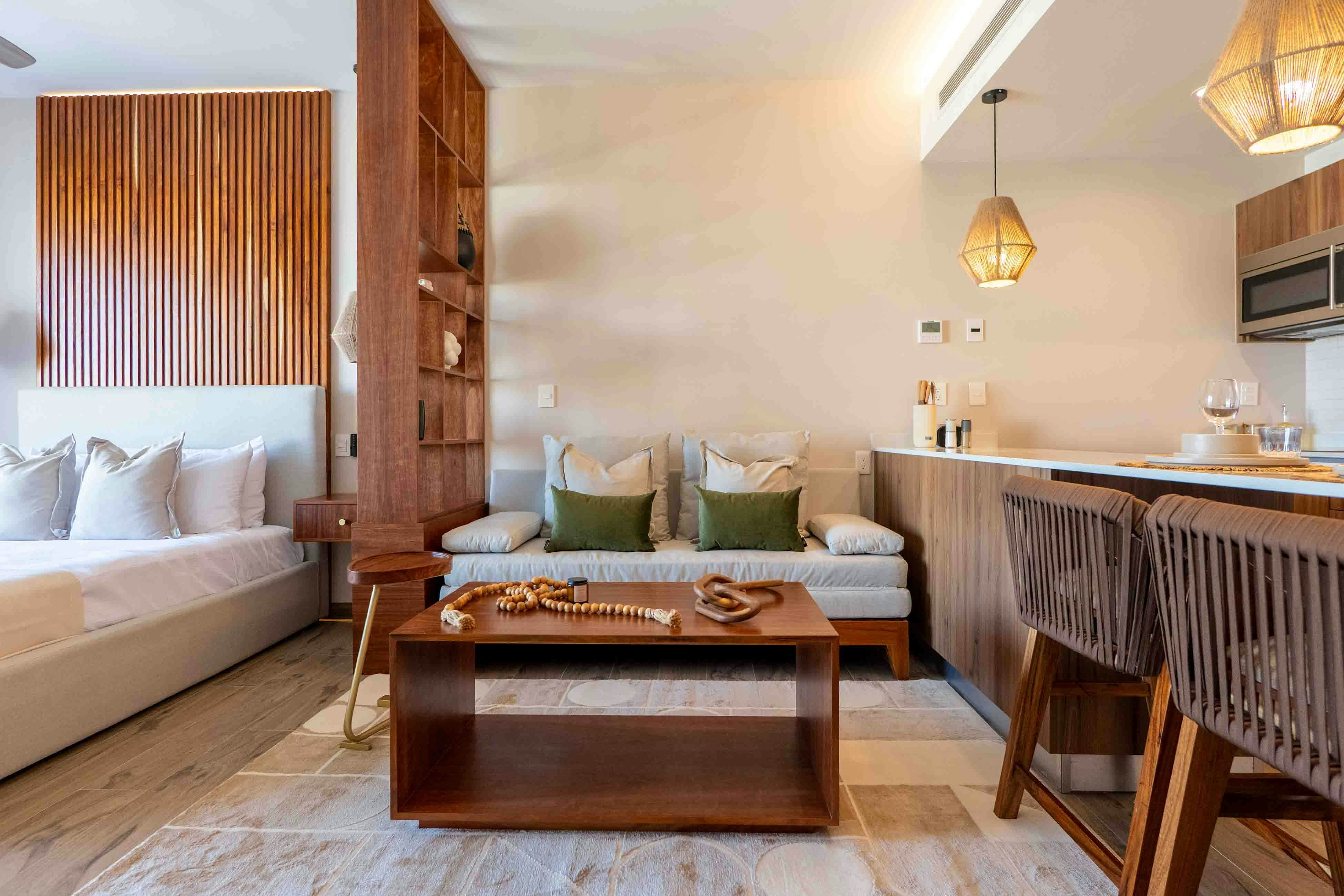 The Sandstone Nest TL C303