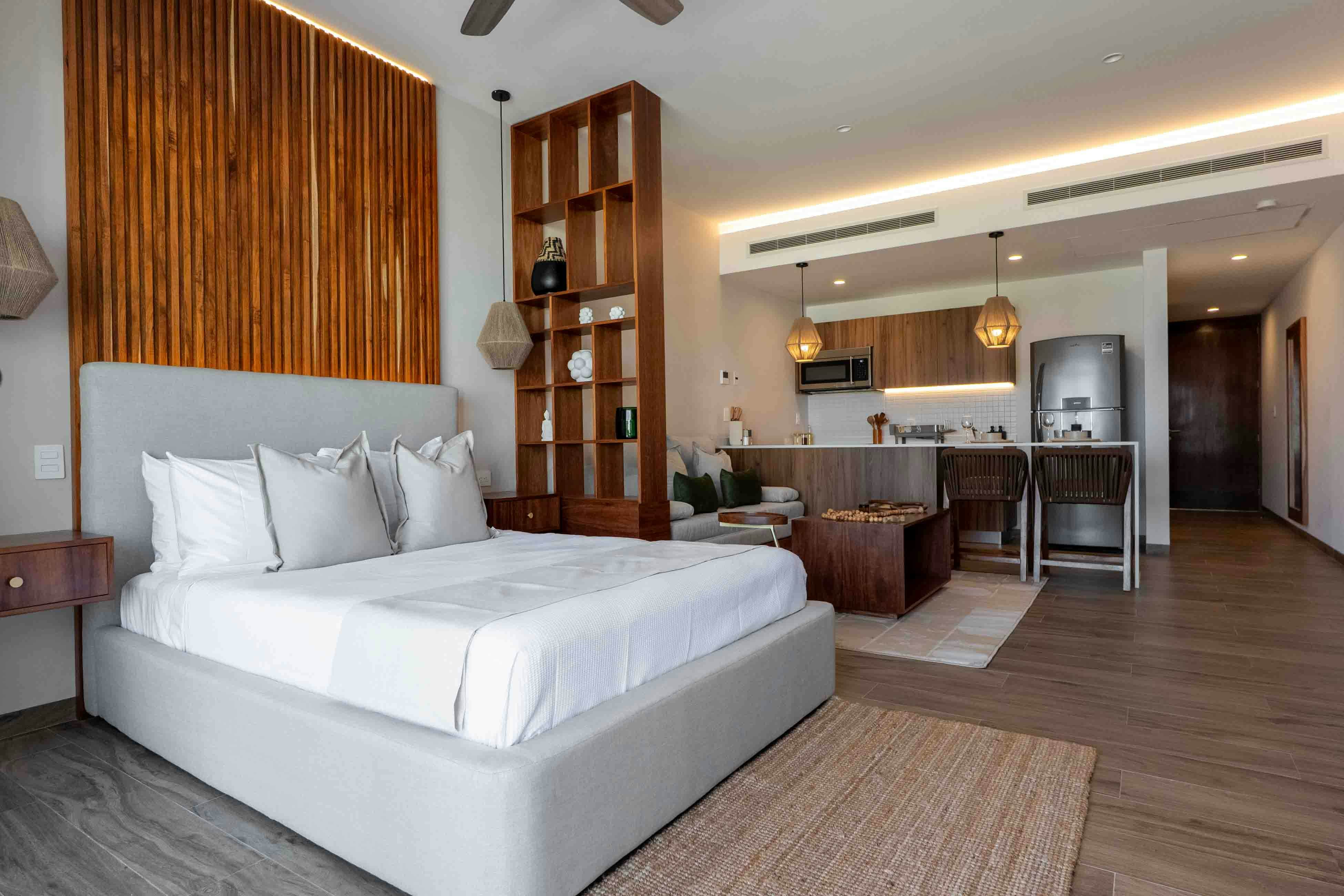 The Sandstone Nest TL C303