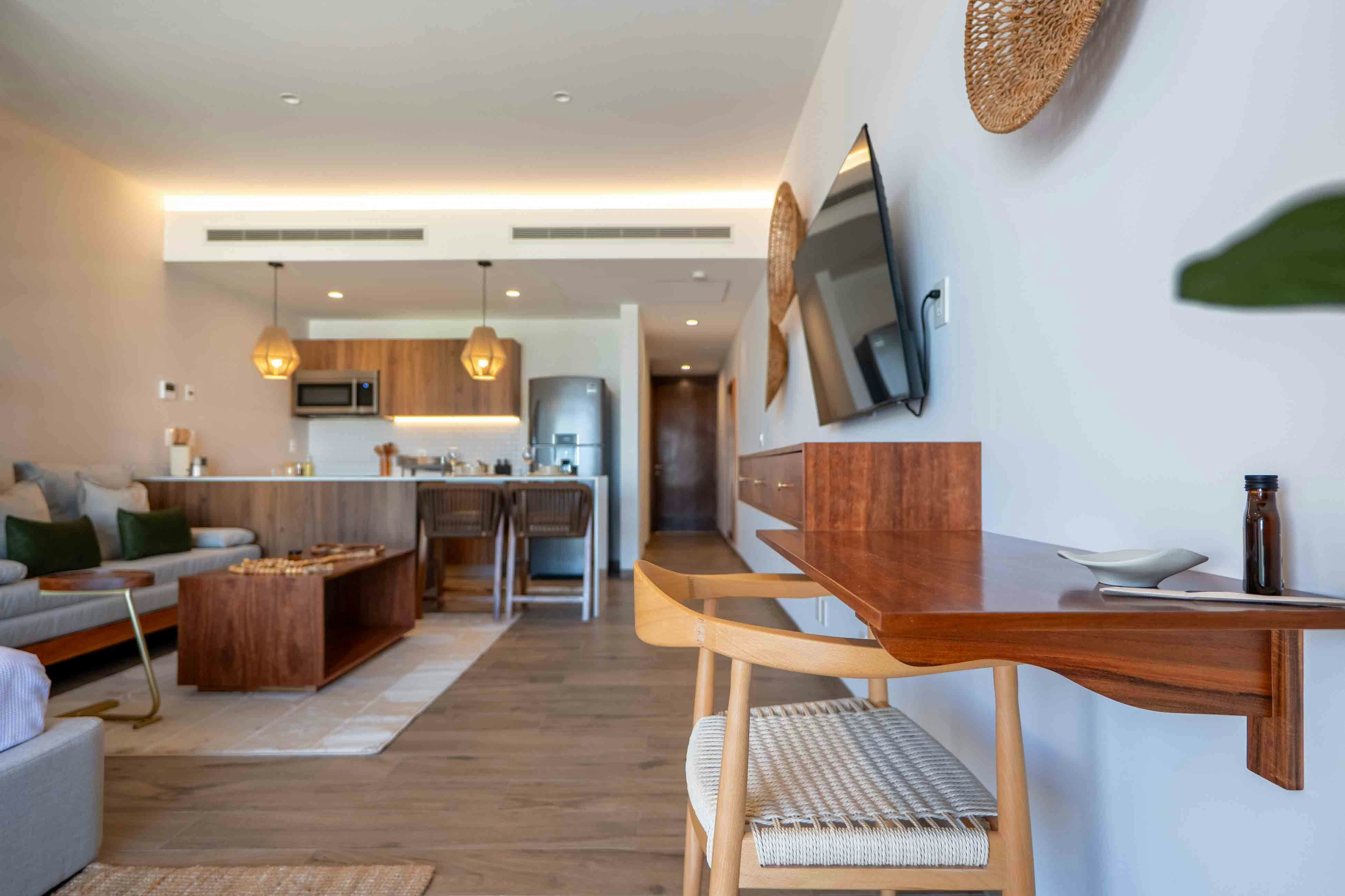 The Sandstone Nest TL C303