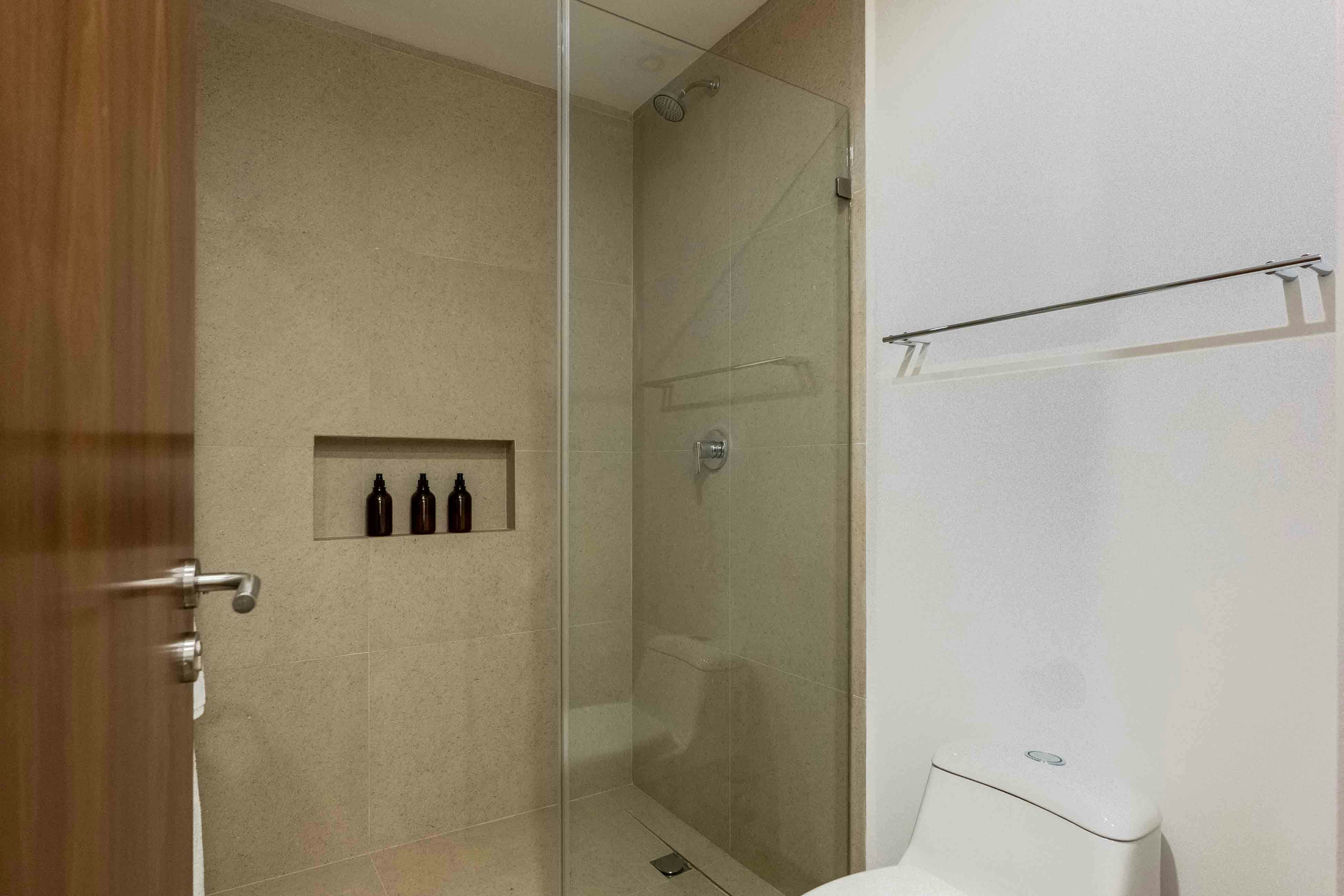 The Sandstone Nest TL C303