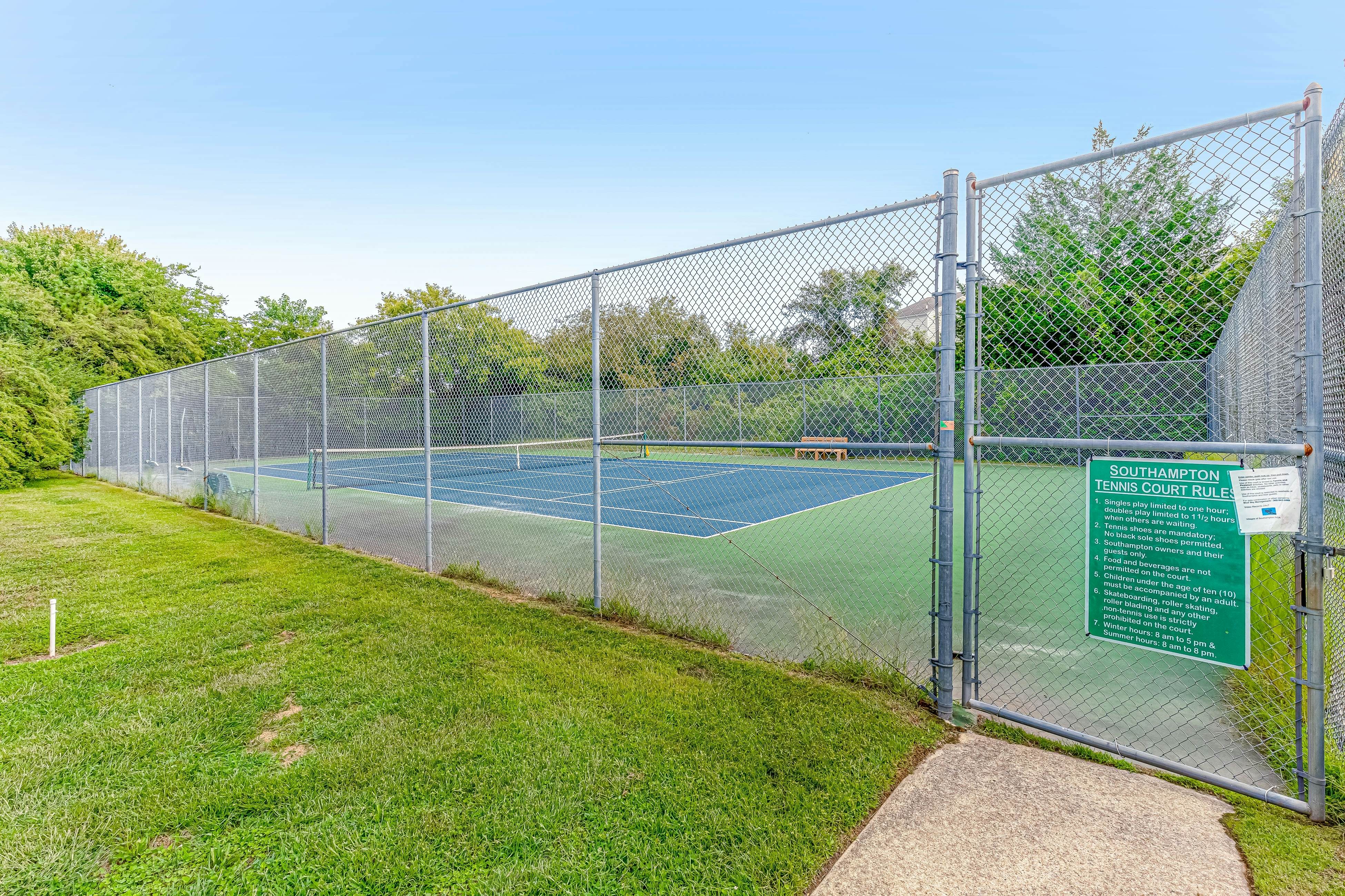 South Hampton - 33568 Water Mill Ln