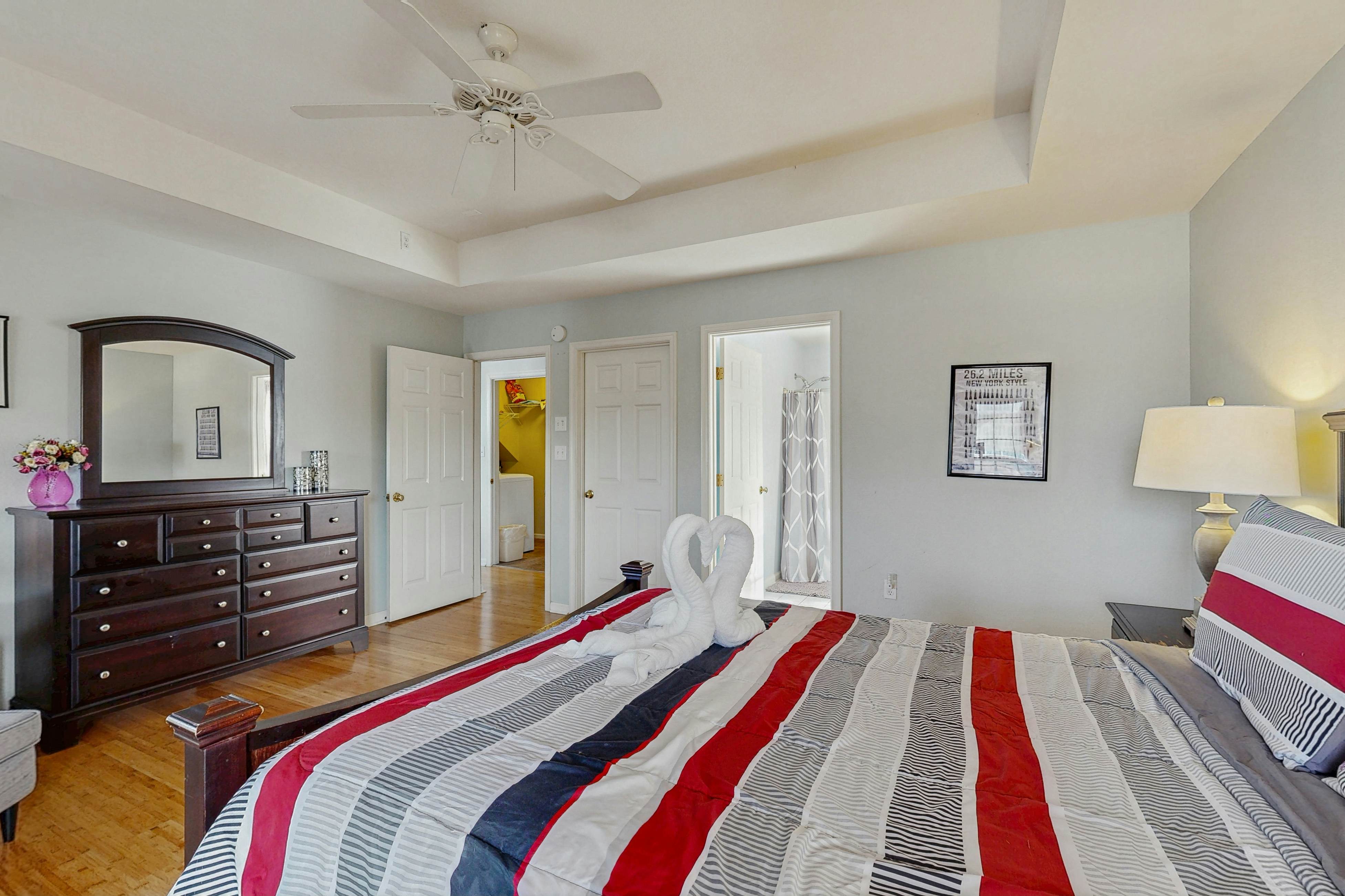 South Hampton - 33568 Water Mill Ln