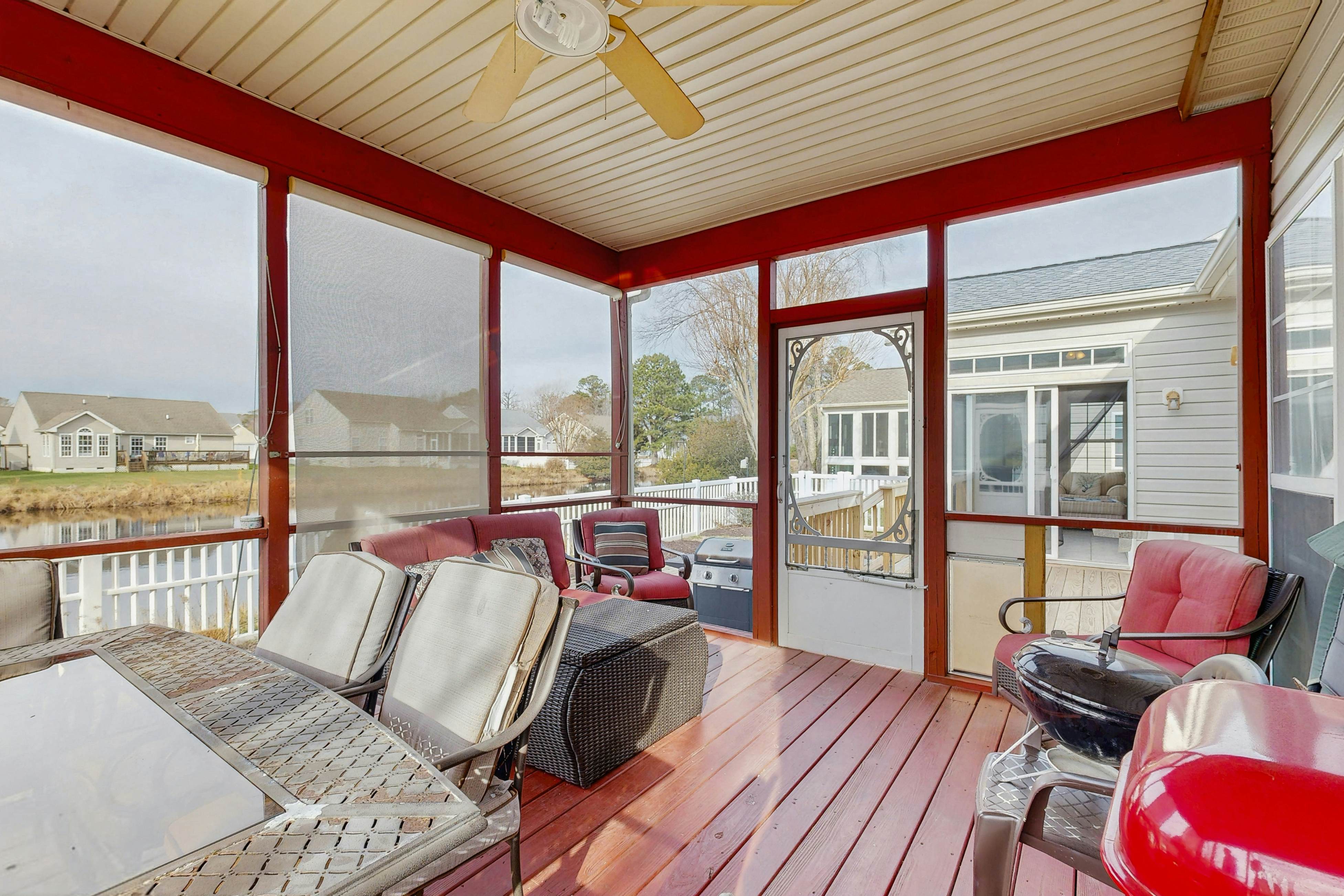 South Hampton - 33568 Water Mill Ln