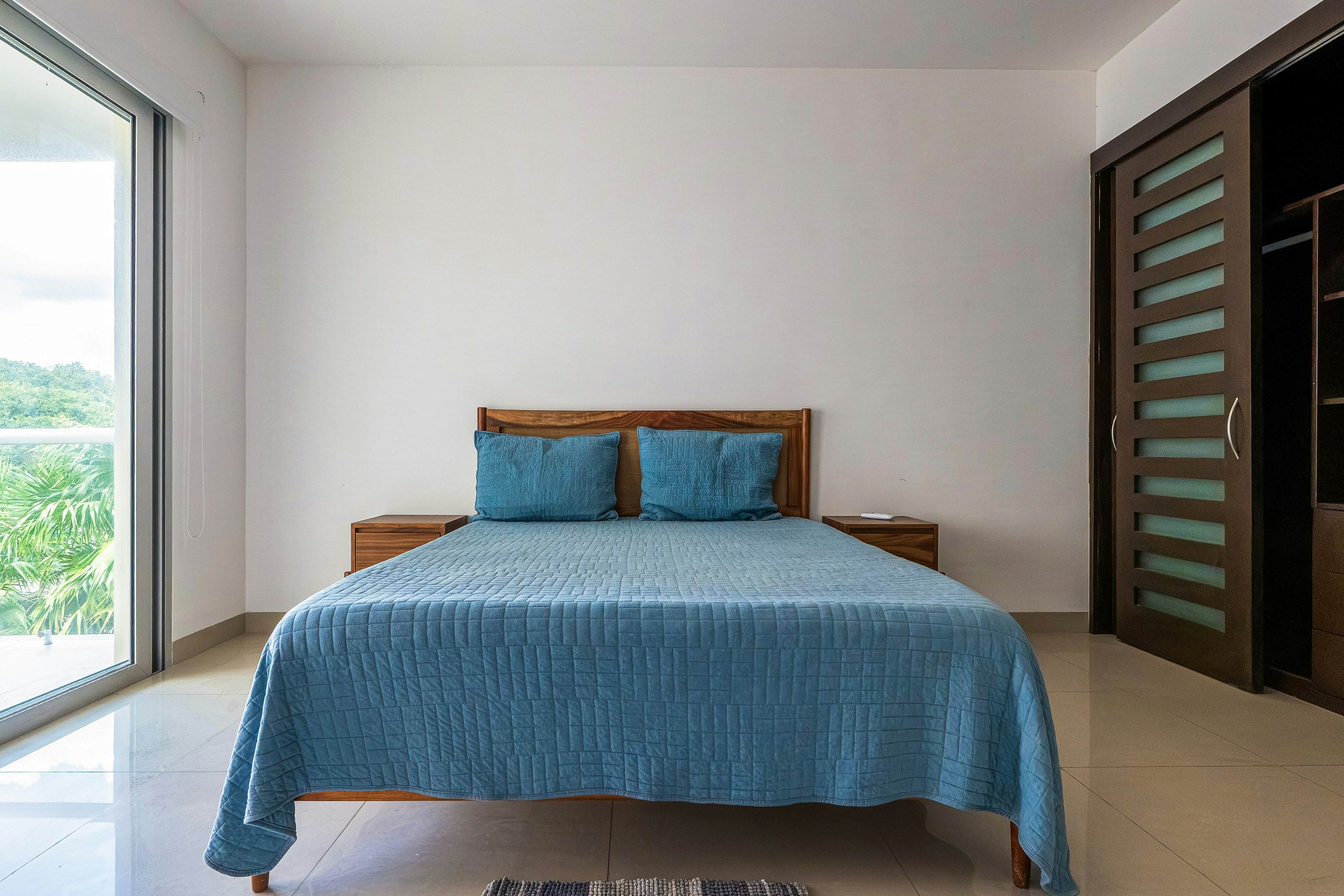 Coral Tide Escape Studio