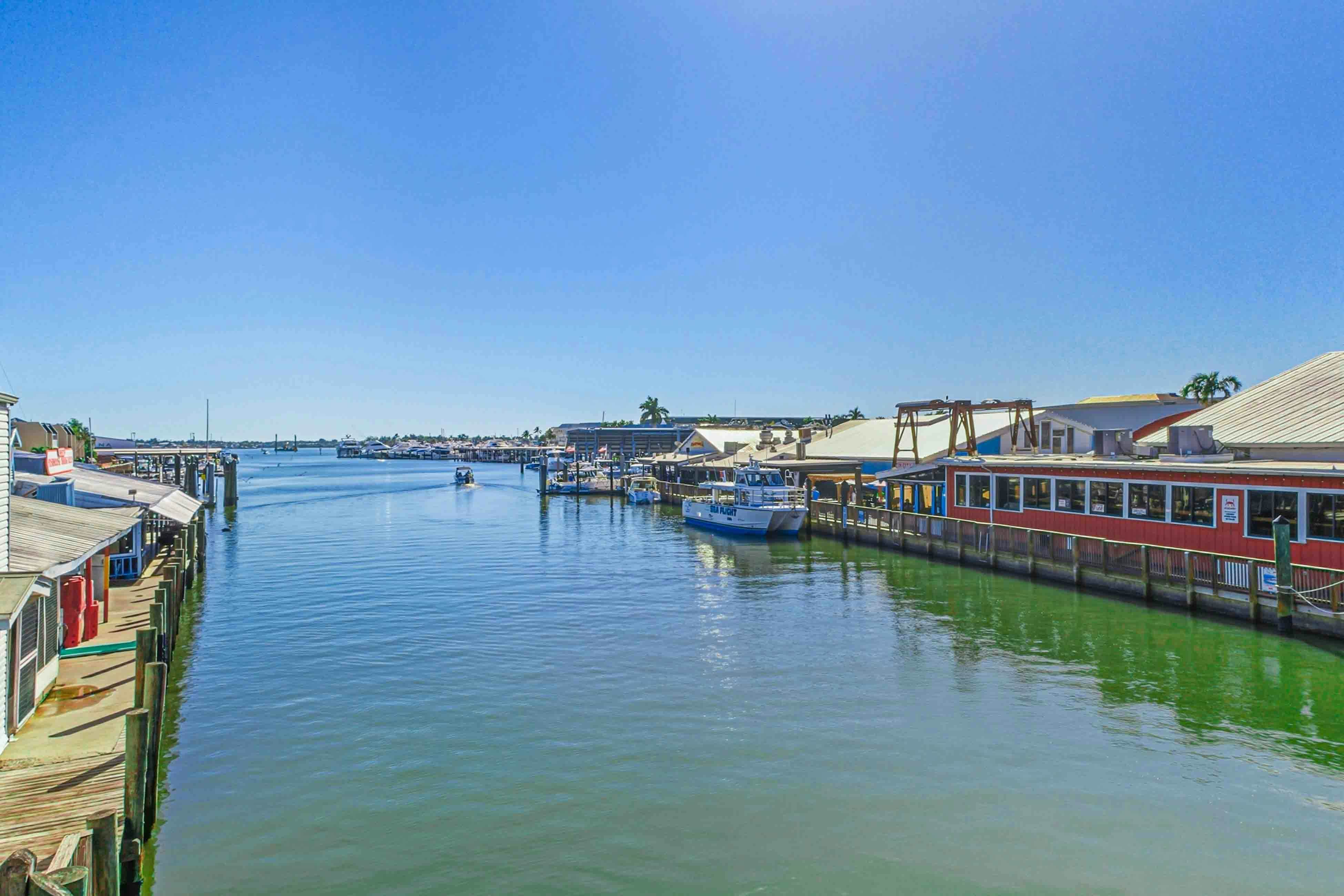 Falcons Glen at Lely Resort