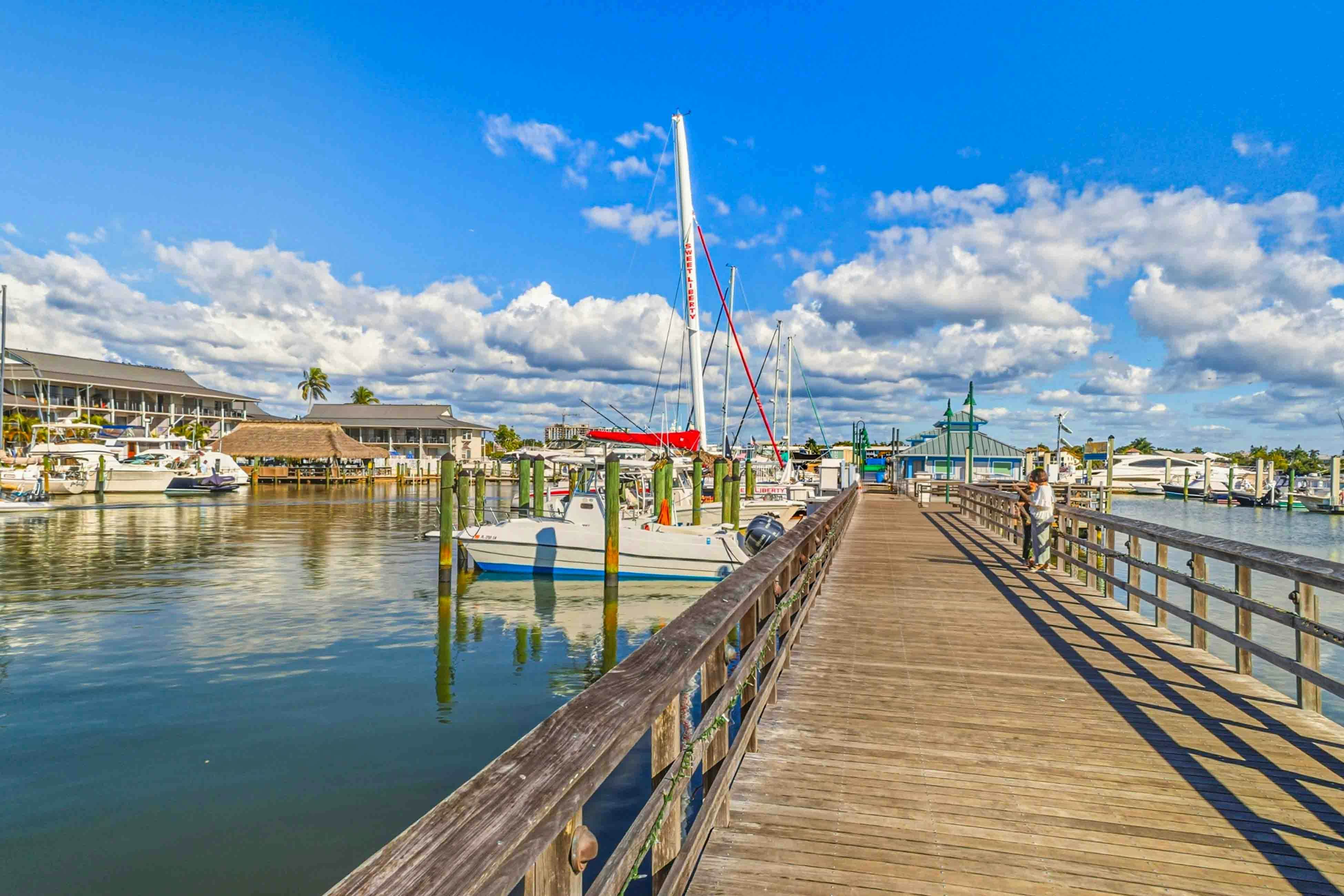 Falcons Glen at Lely Resort