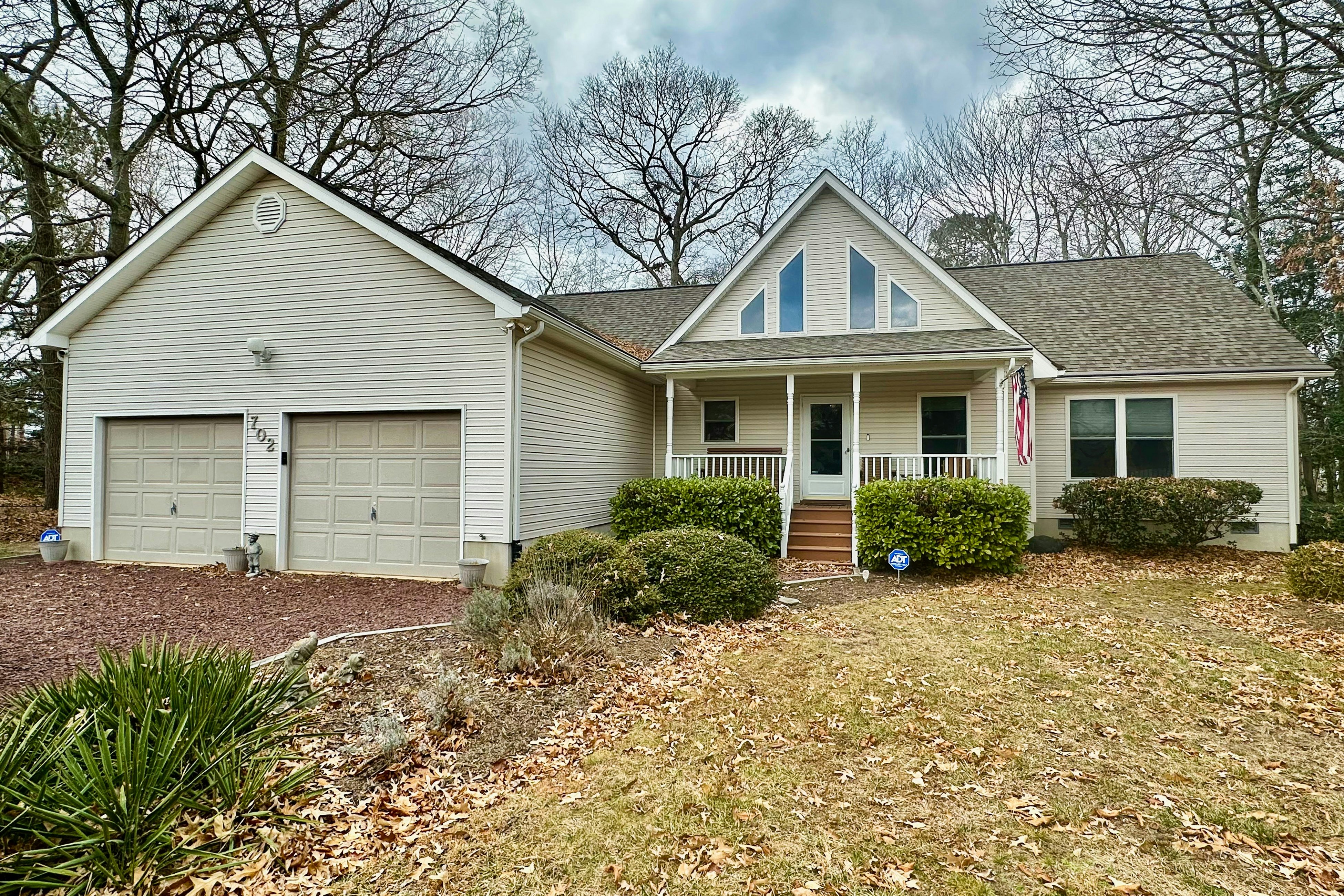 Salt Pond - 702 Fox Tail Dr