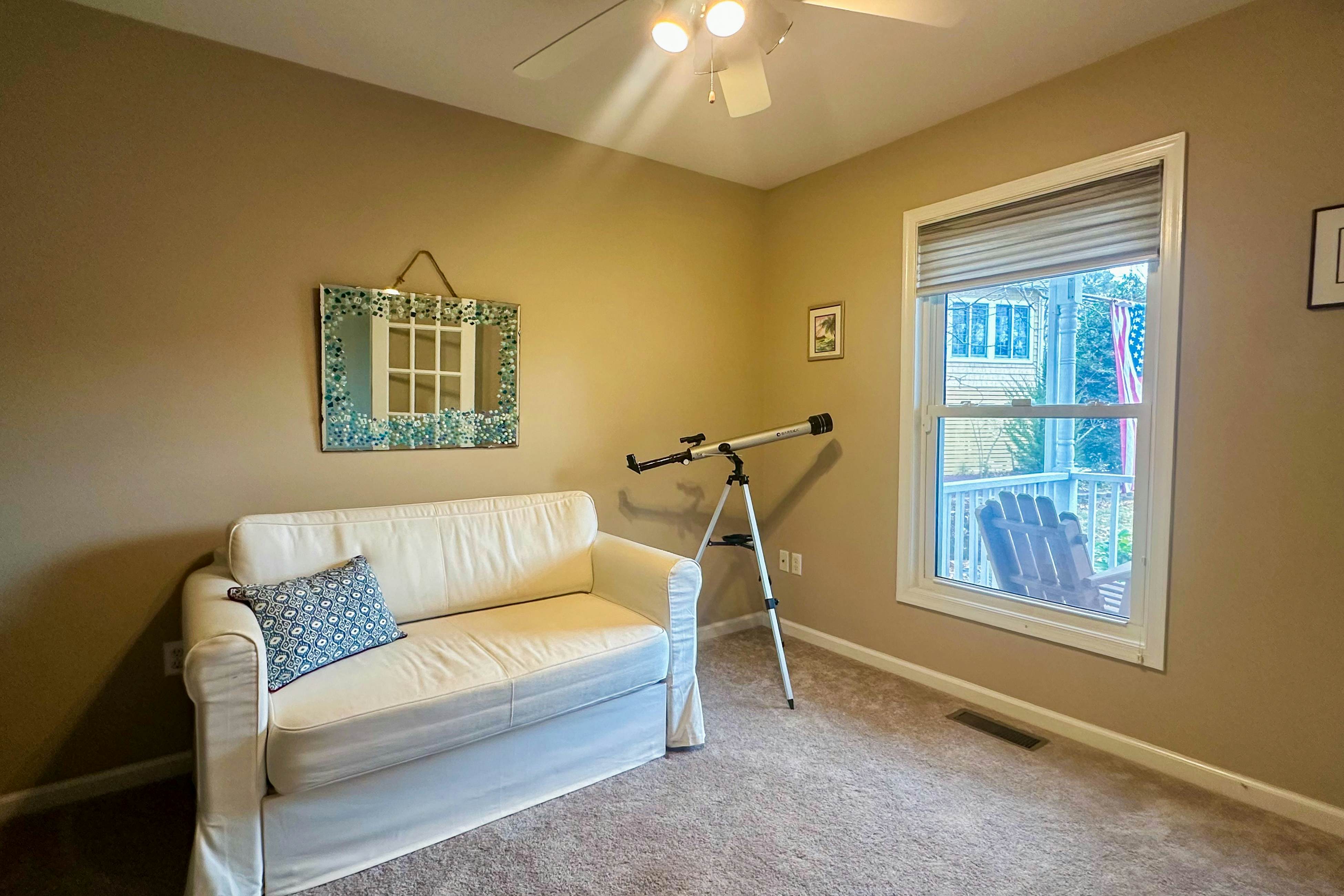 Salt Pond - 702 Fox Tail Dr