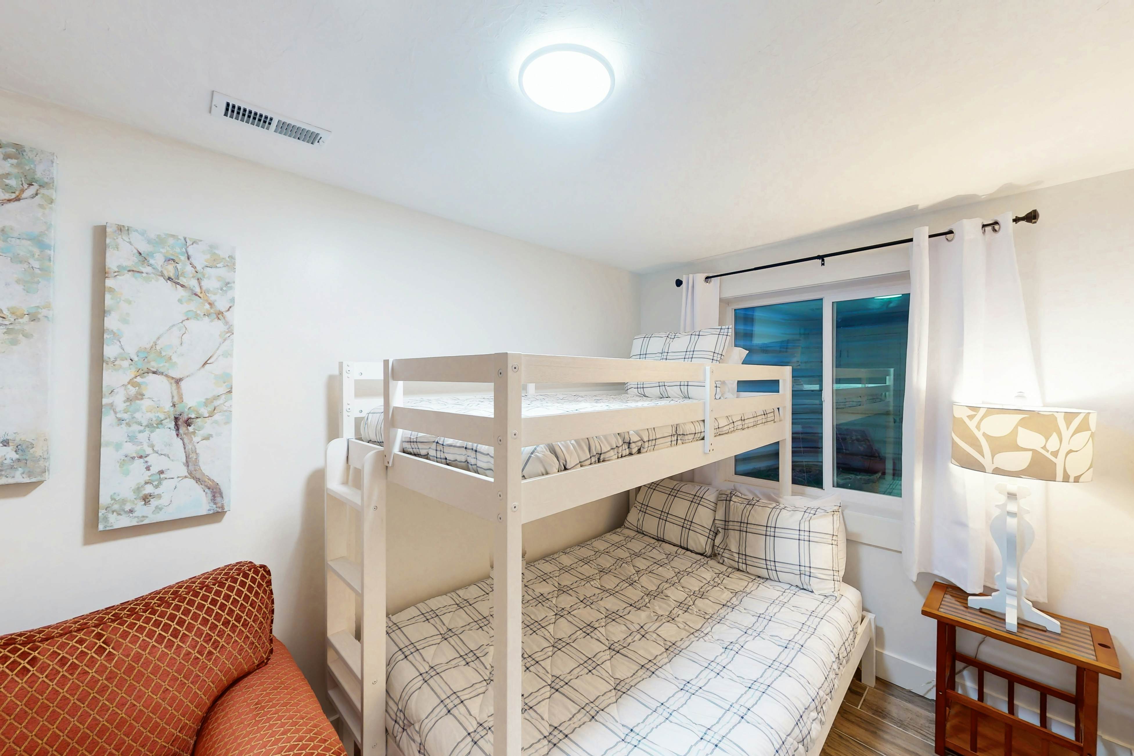 Serenity w/ Ideal Beach Access!