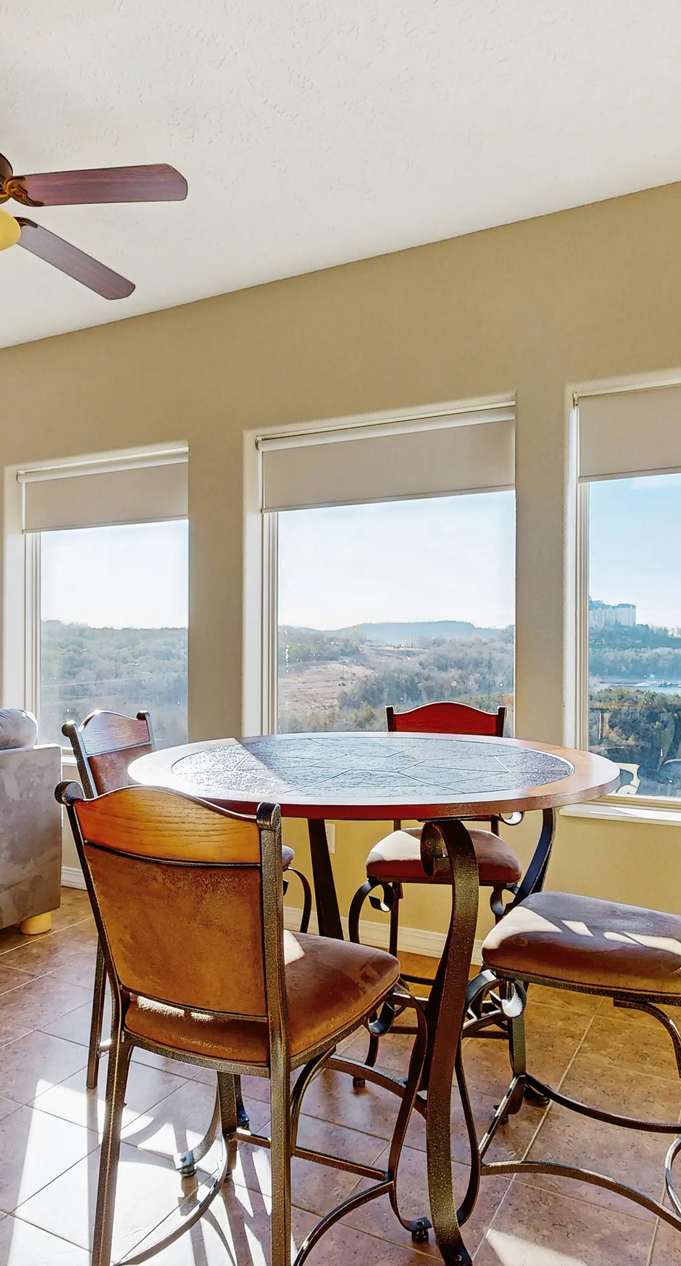 Majestic Shores at Table Rock Lake