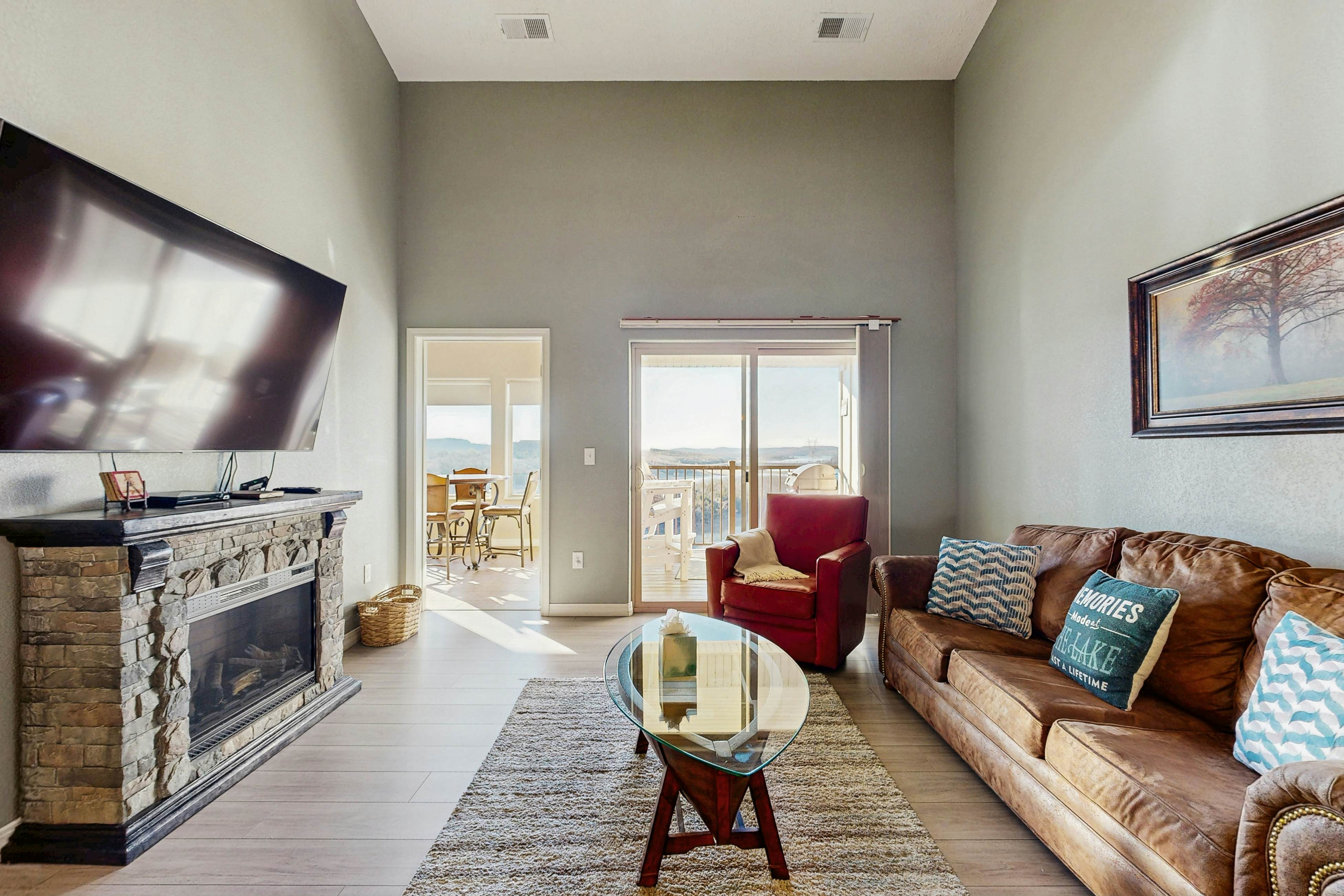 Majestic Shores at Table Rock Lake