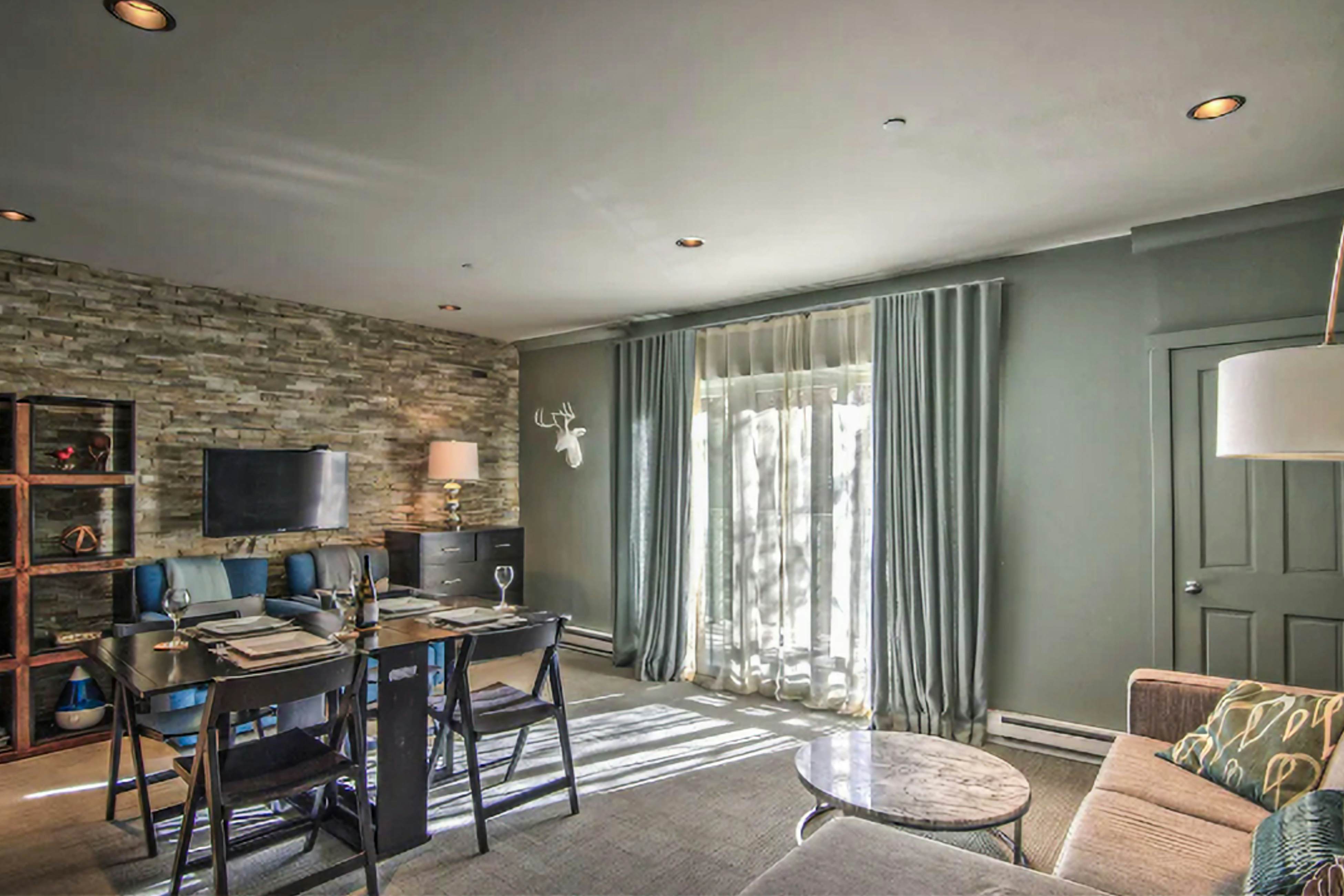 The Summit Six - Blue Mesa 33A