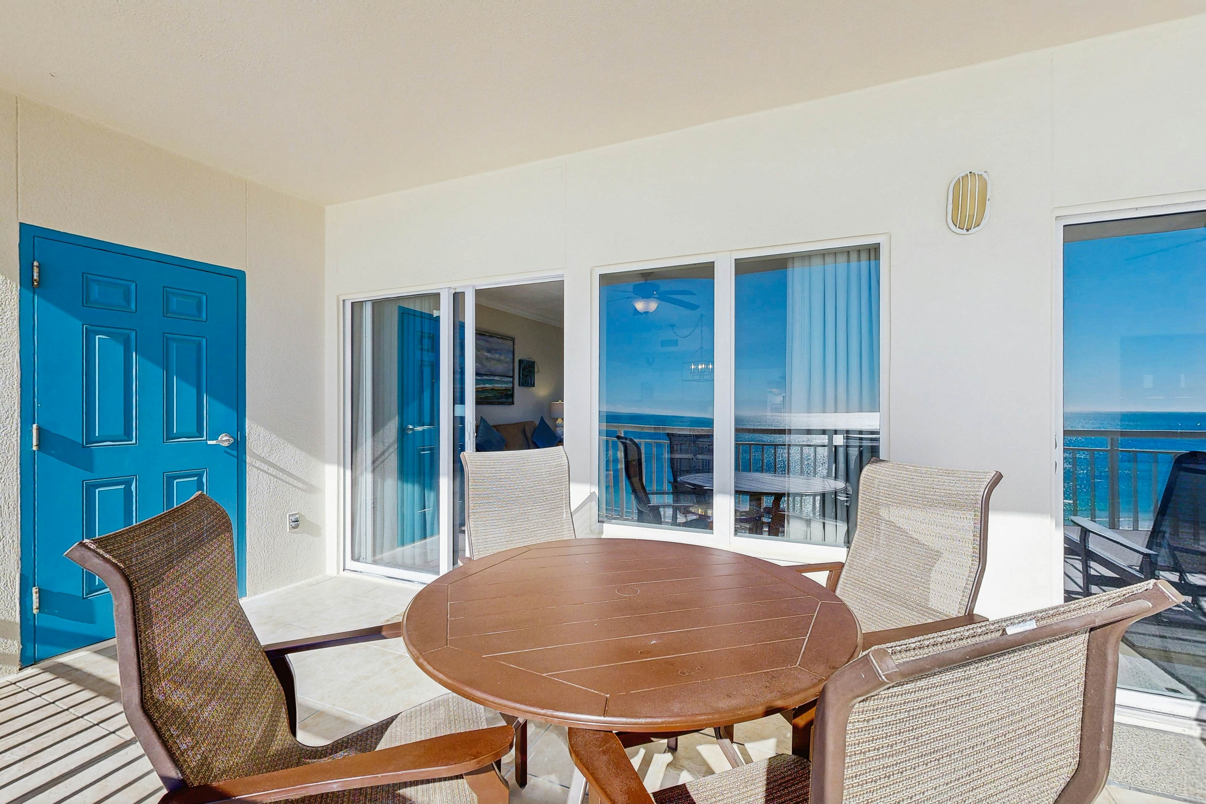 Admirals Quarters 1006