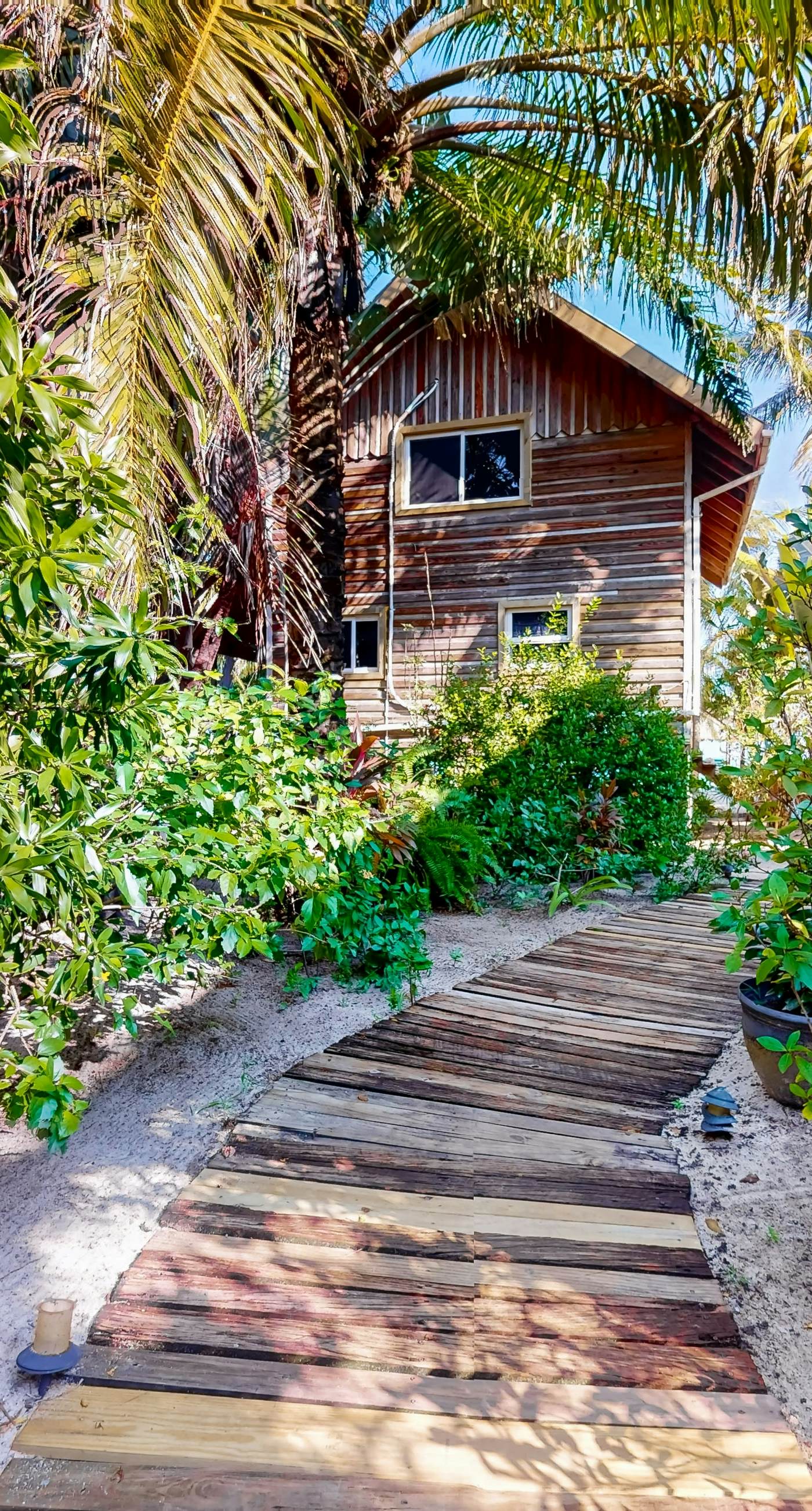 Blue Tang Beach House at Ocean’s Edge -Gold Standard Certified