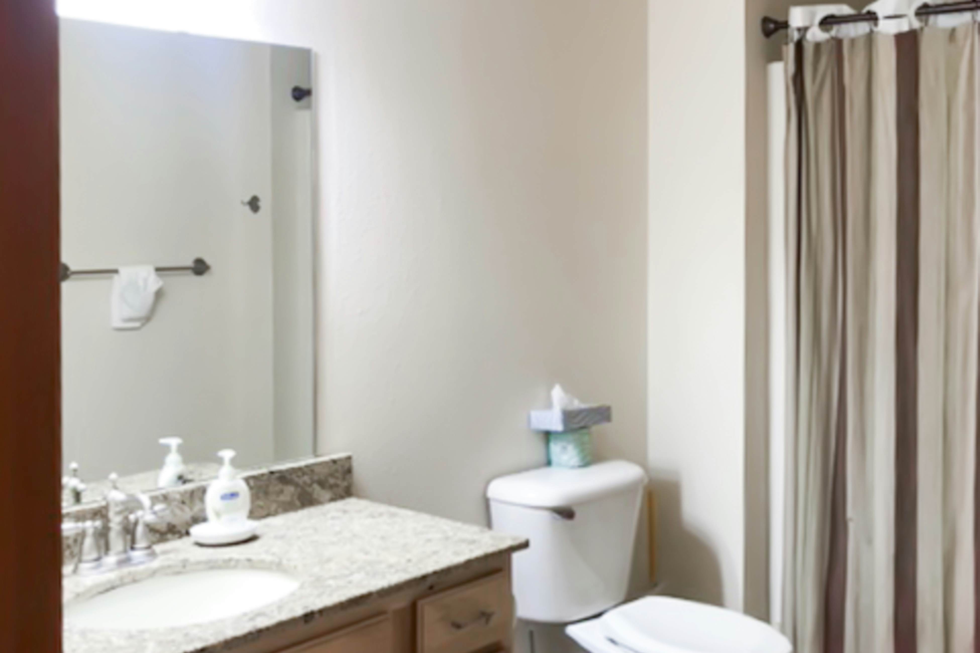 Sunset Condominiums: Golf View