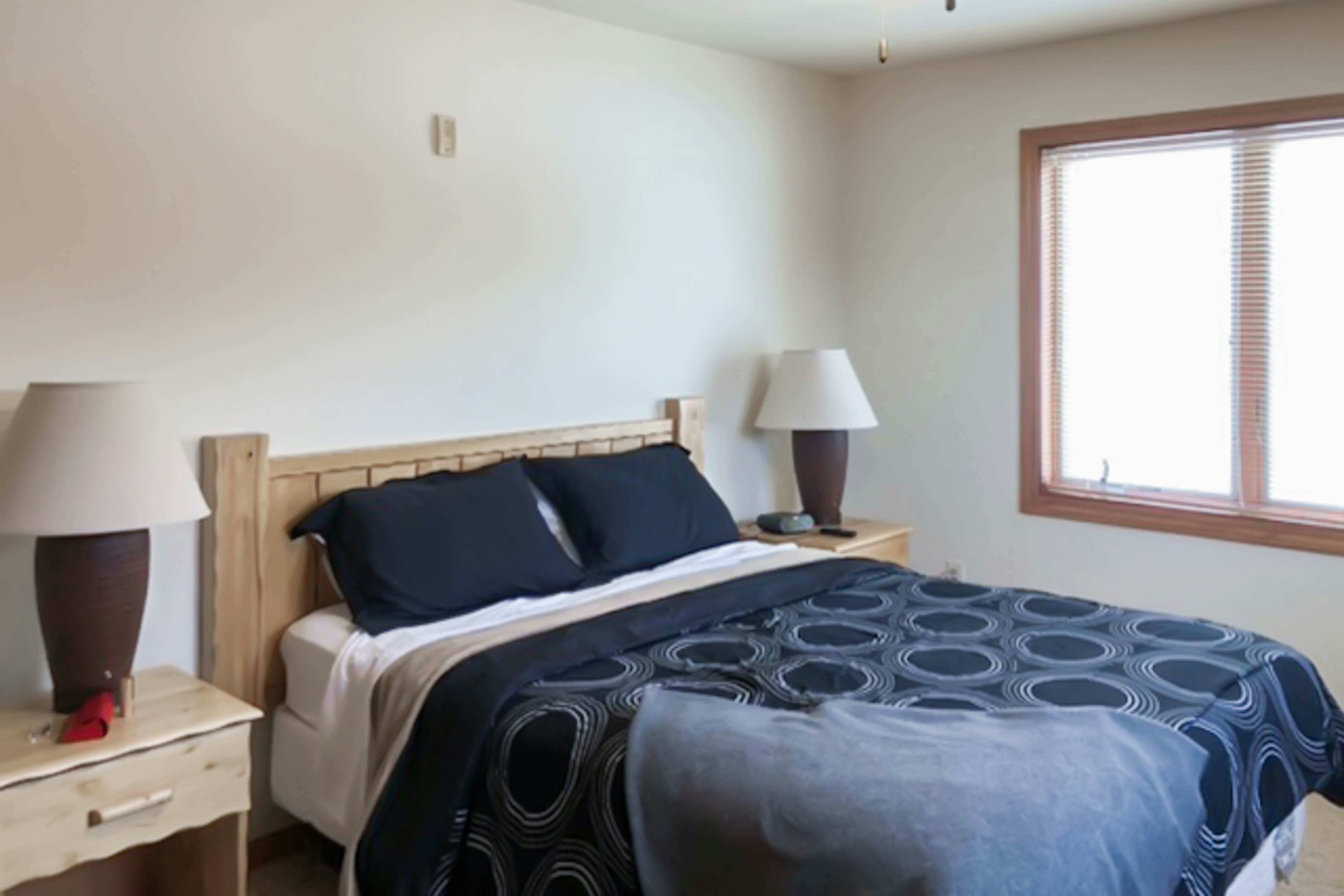 Sunset Condominiums: Golf View