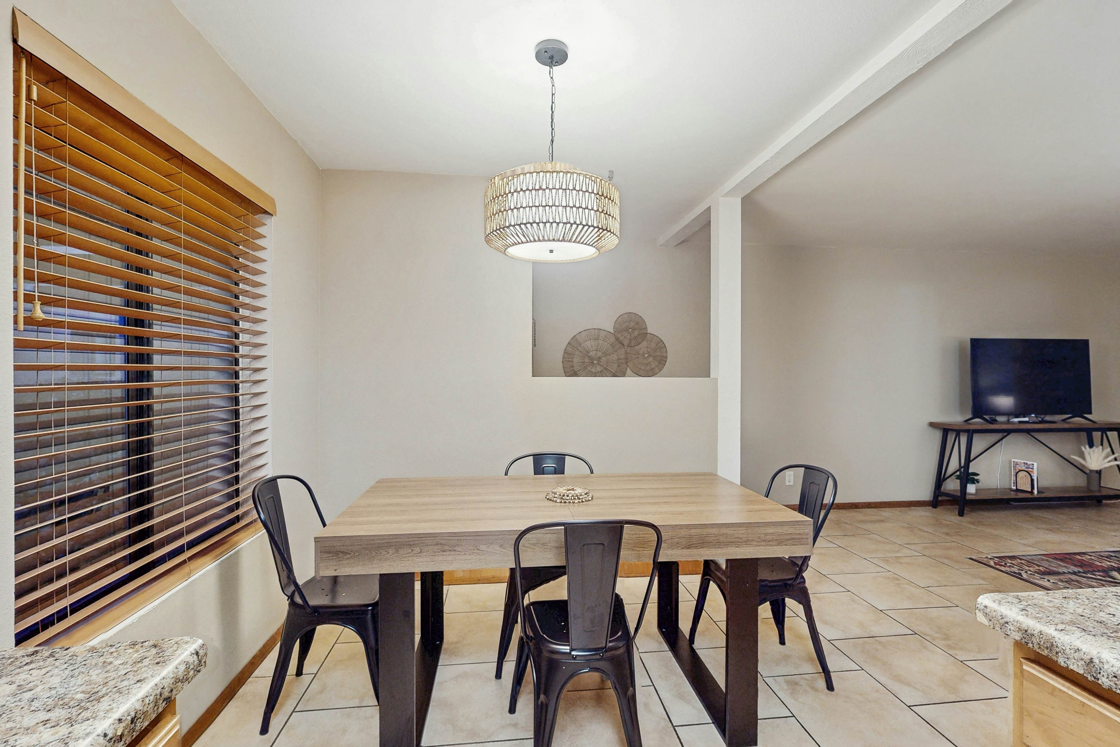 Red Horizon Hideaway