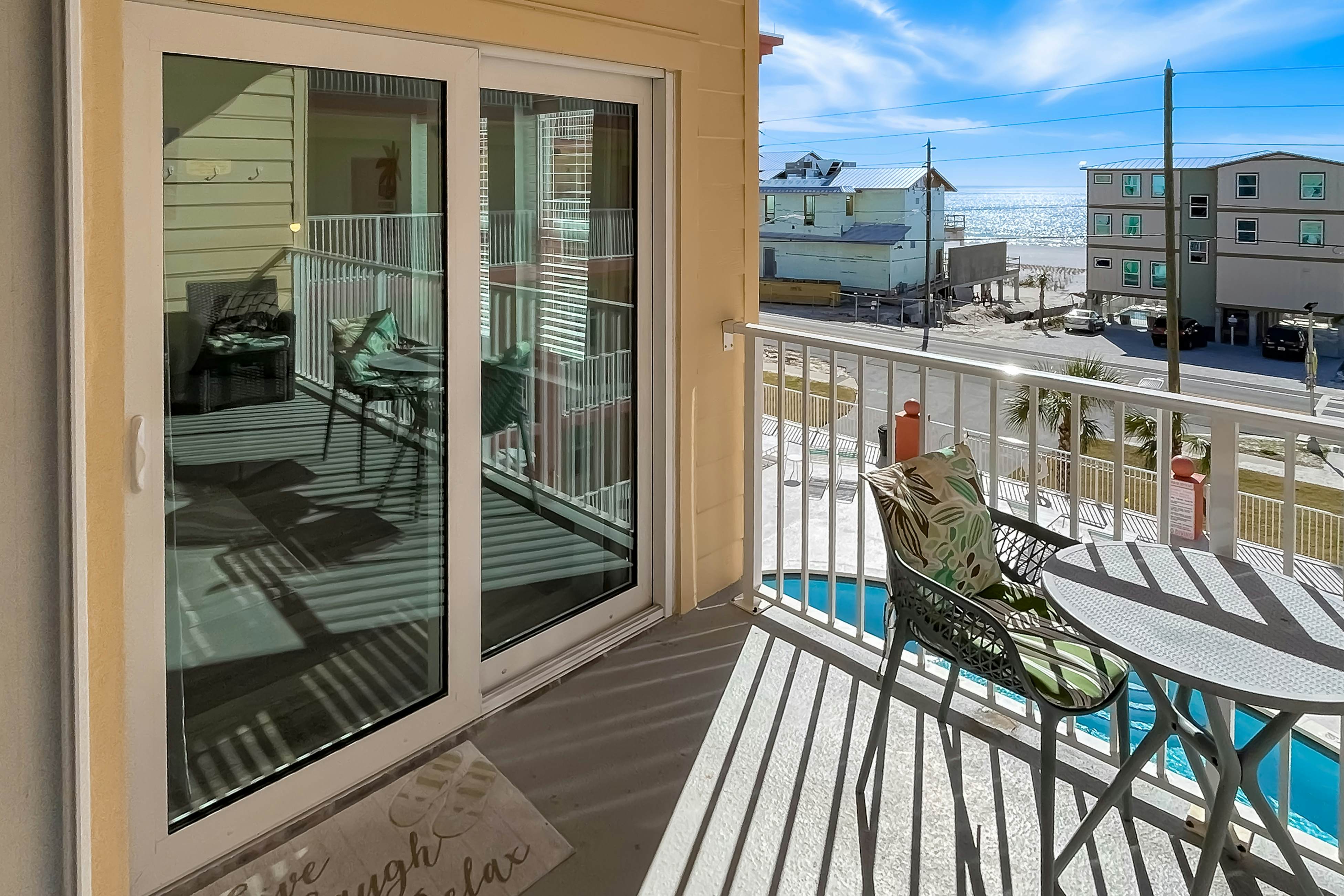 Paradise Shores 305