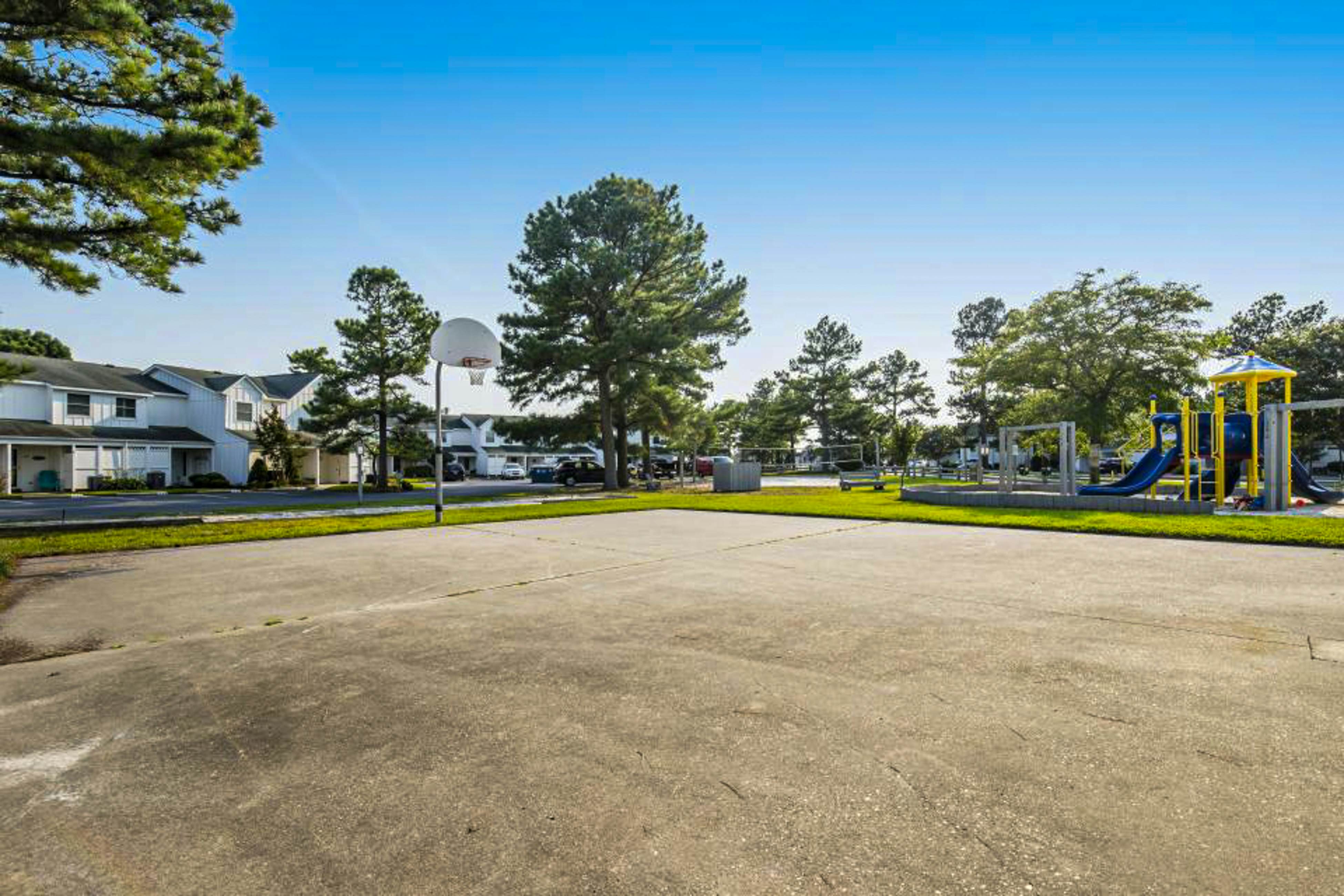 Mallard Lakes - 38082 Mockingbird Ln