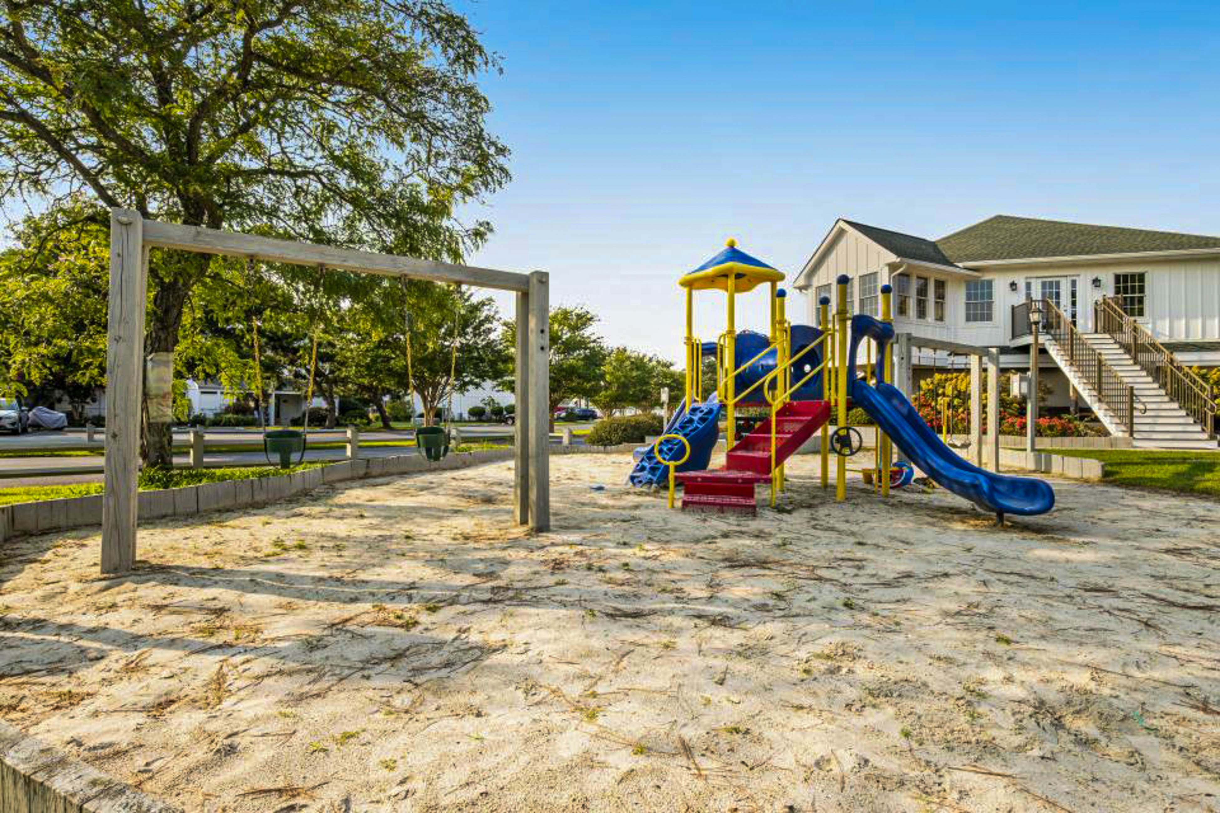 Mallard Lakes - 38082 Mockingbird Ln