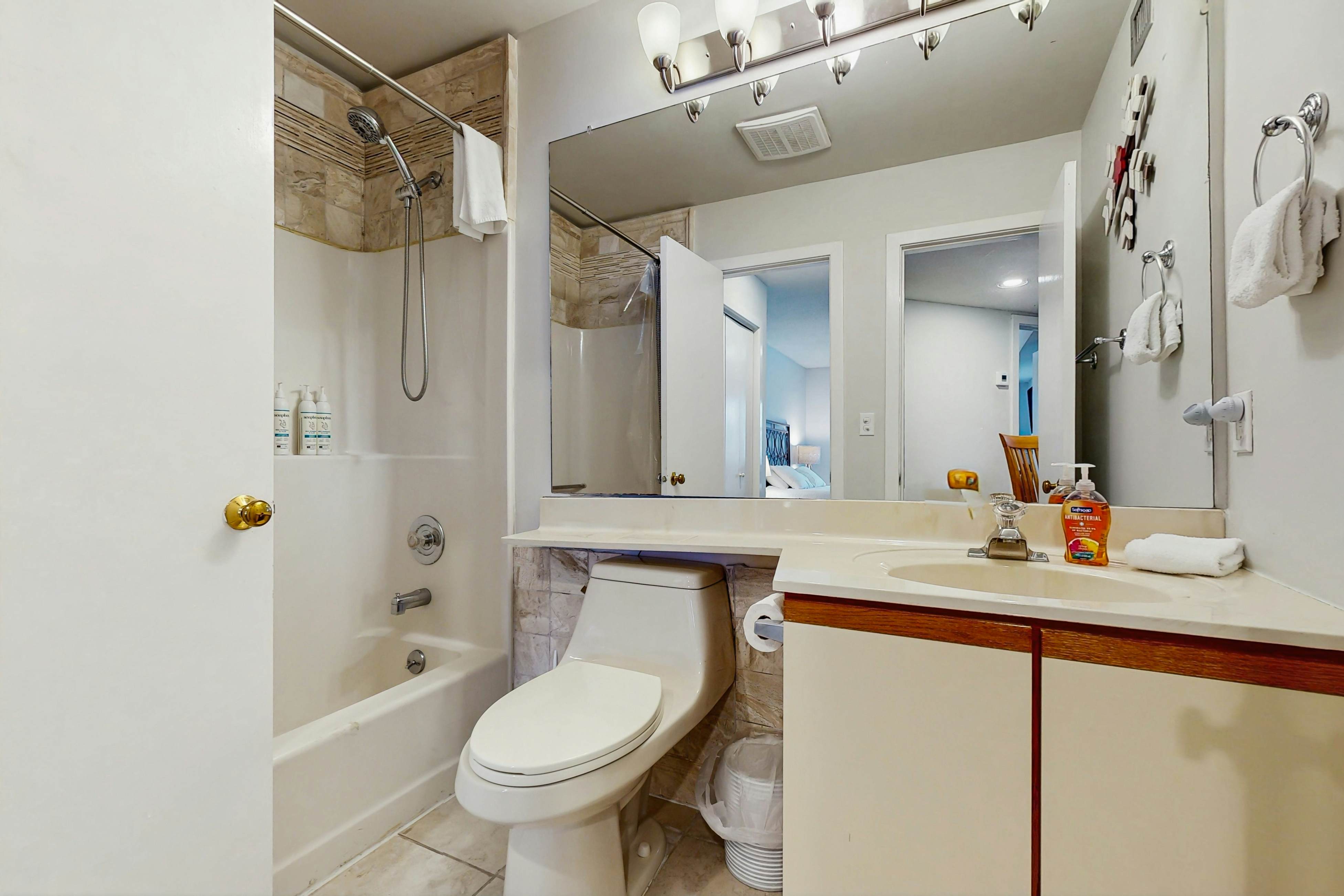 Cozy Mountain Base Retreat