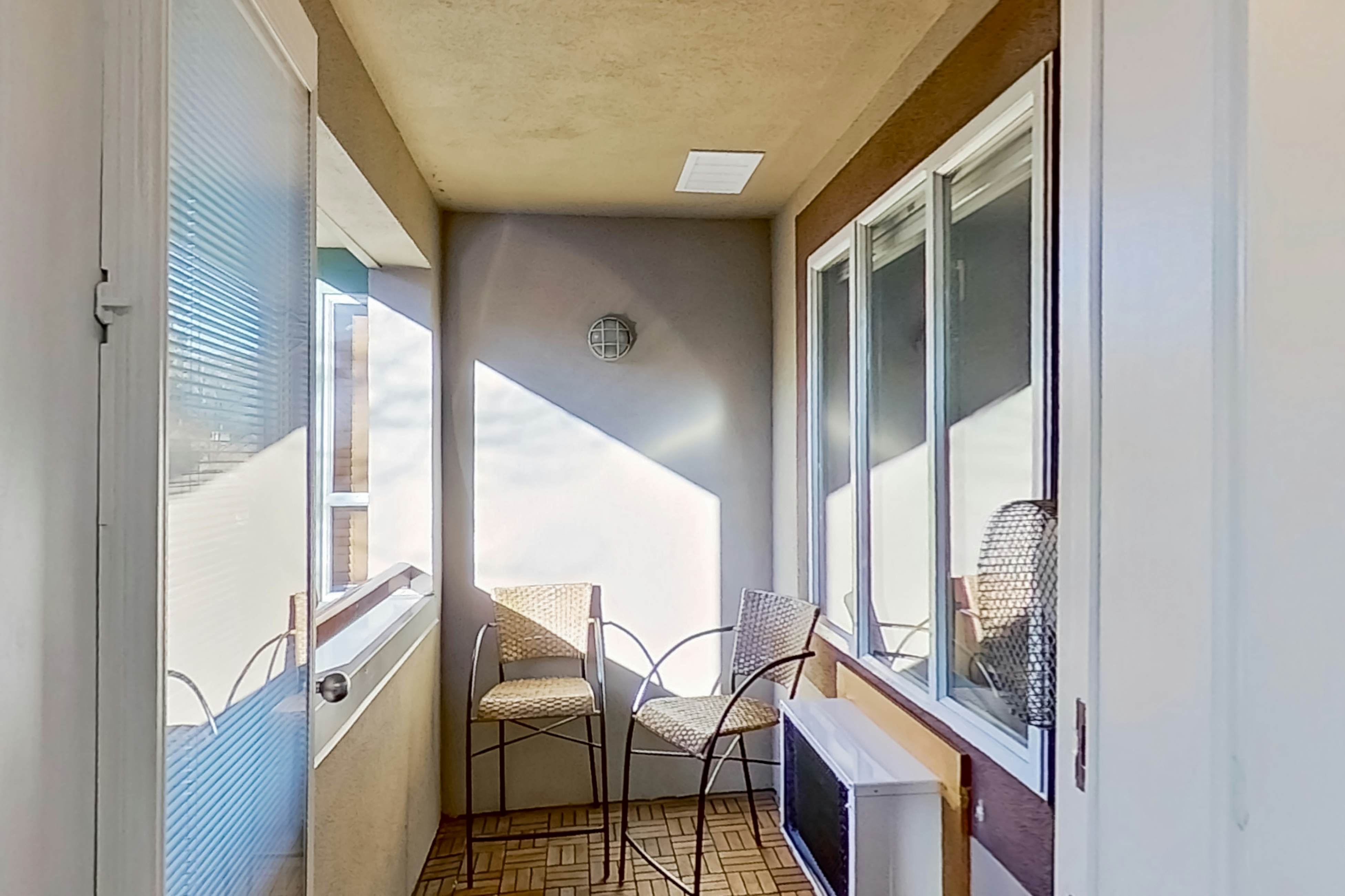 Town Plaza, Unit 427