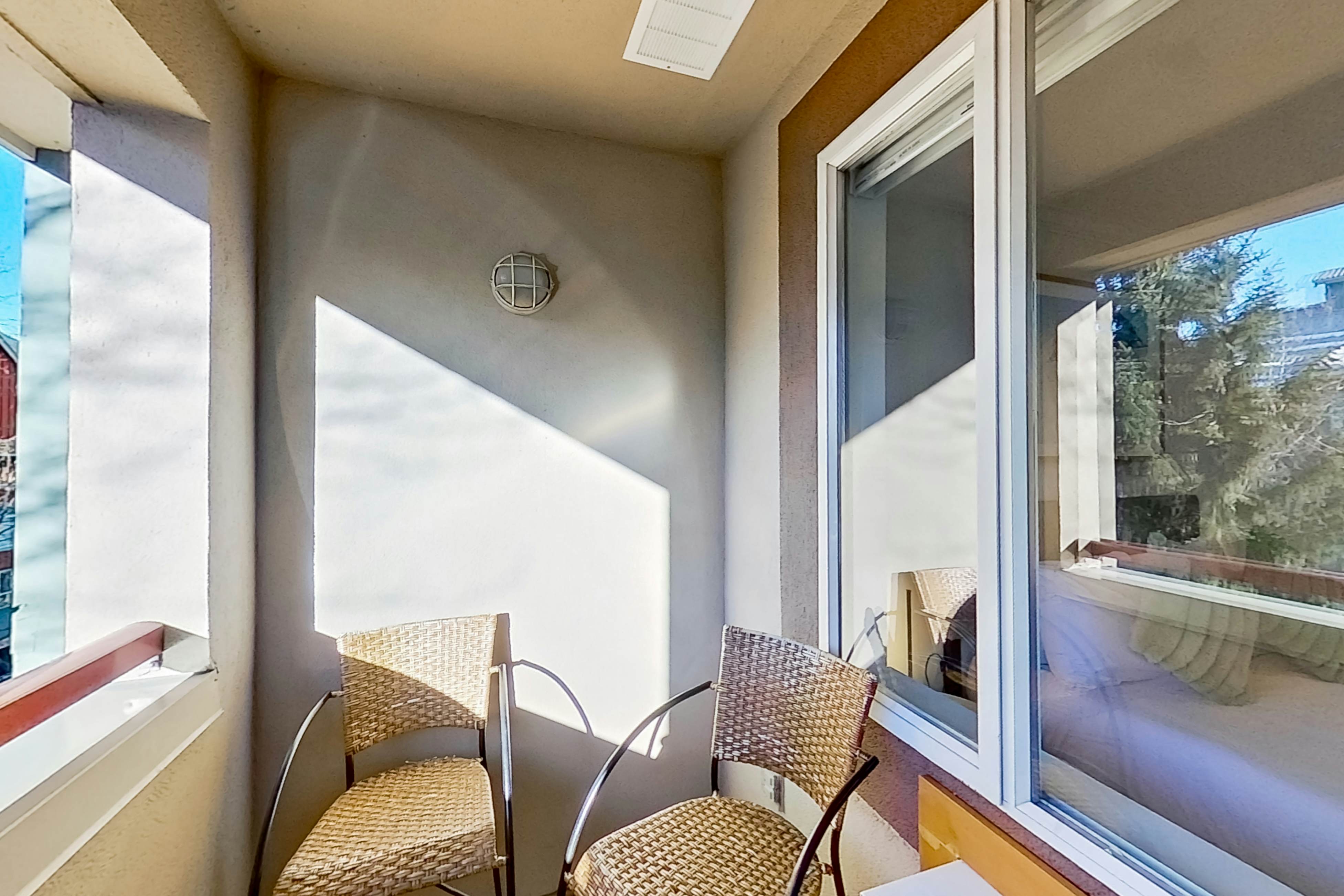 Town Plaza, Unit 427