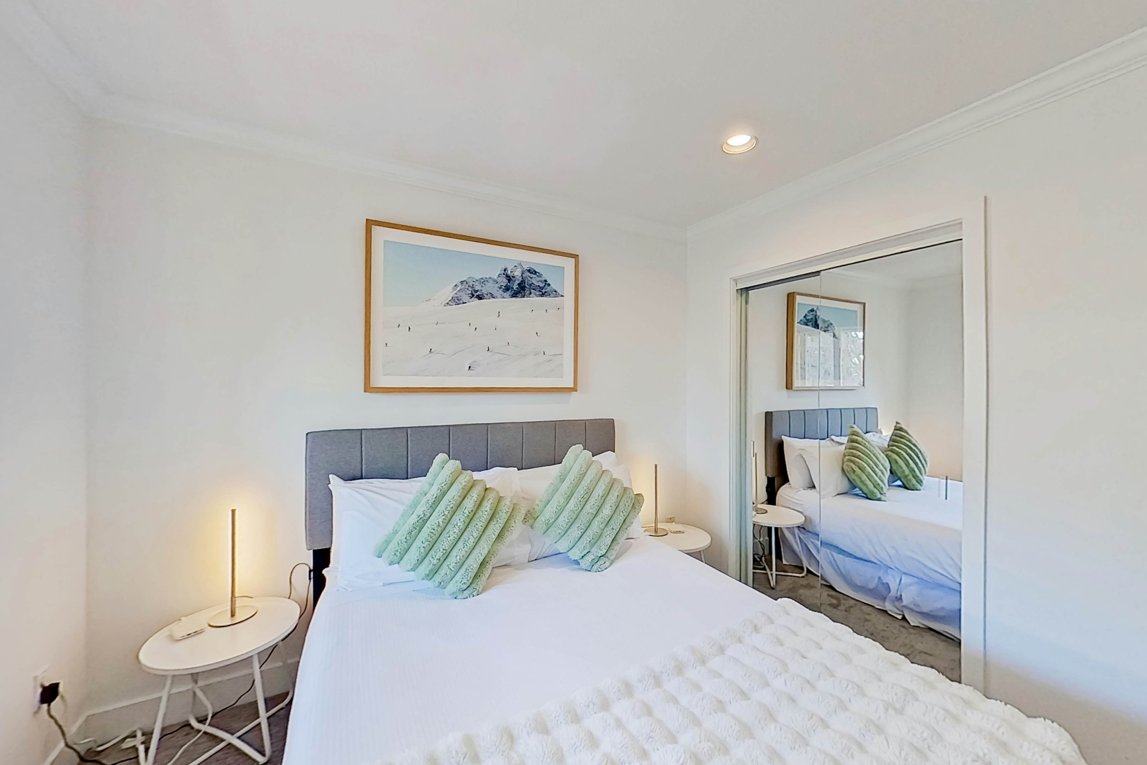 Town Plaza, Unit 427